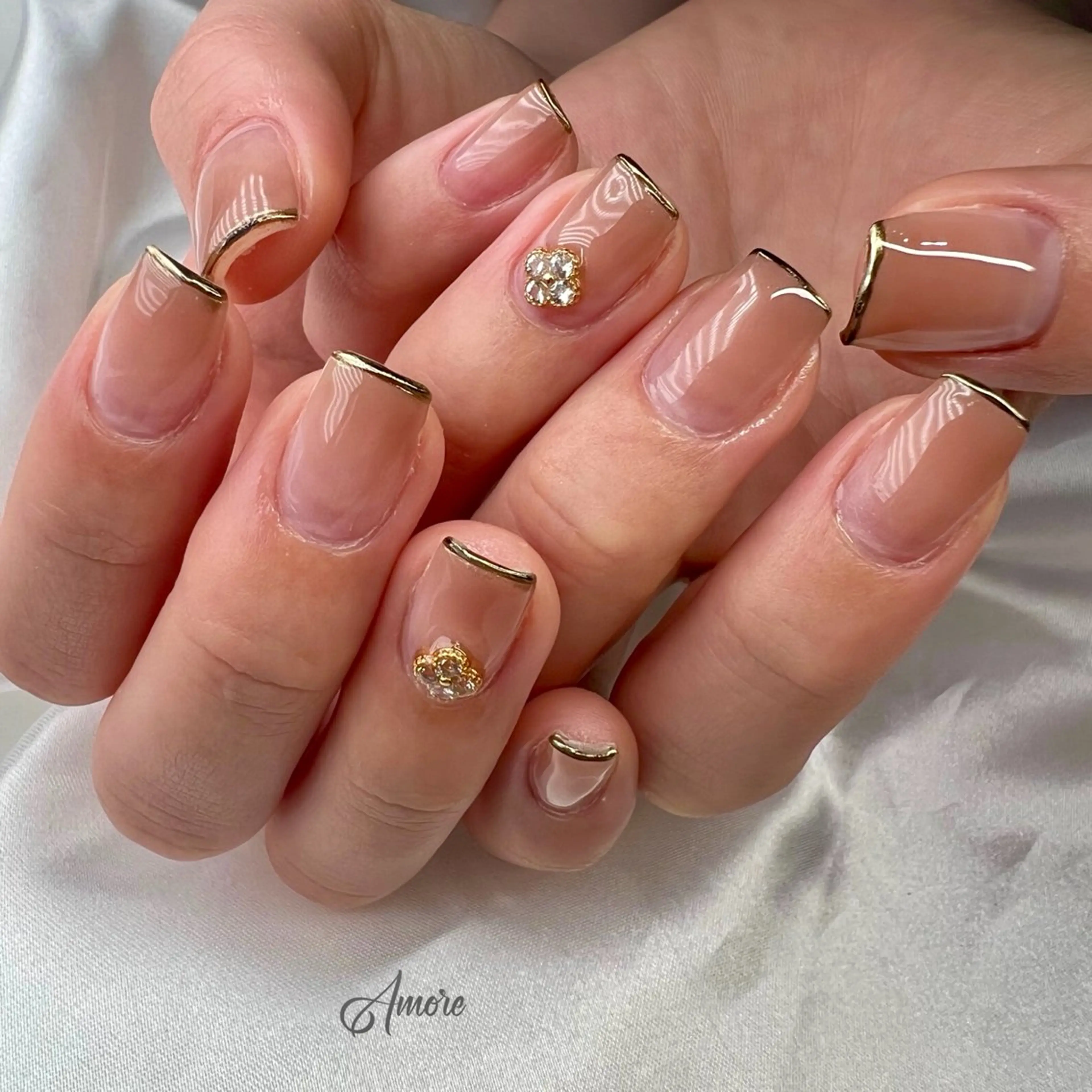 ネイル ジェルネイル キラキラネイル 韓国ネイル パラジェル You kyehwaのネイルデザイン