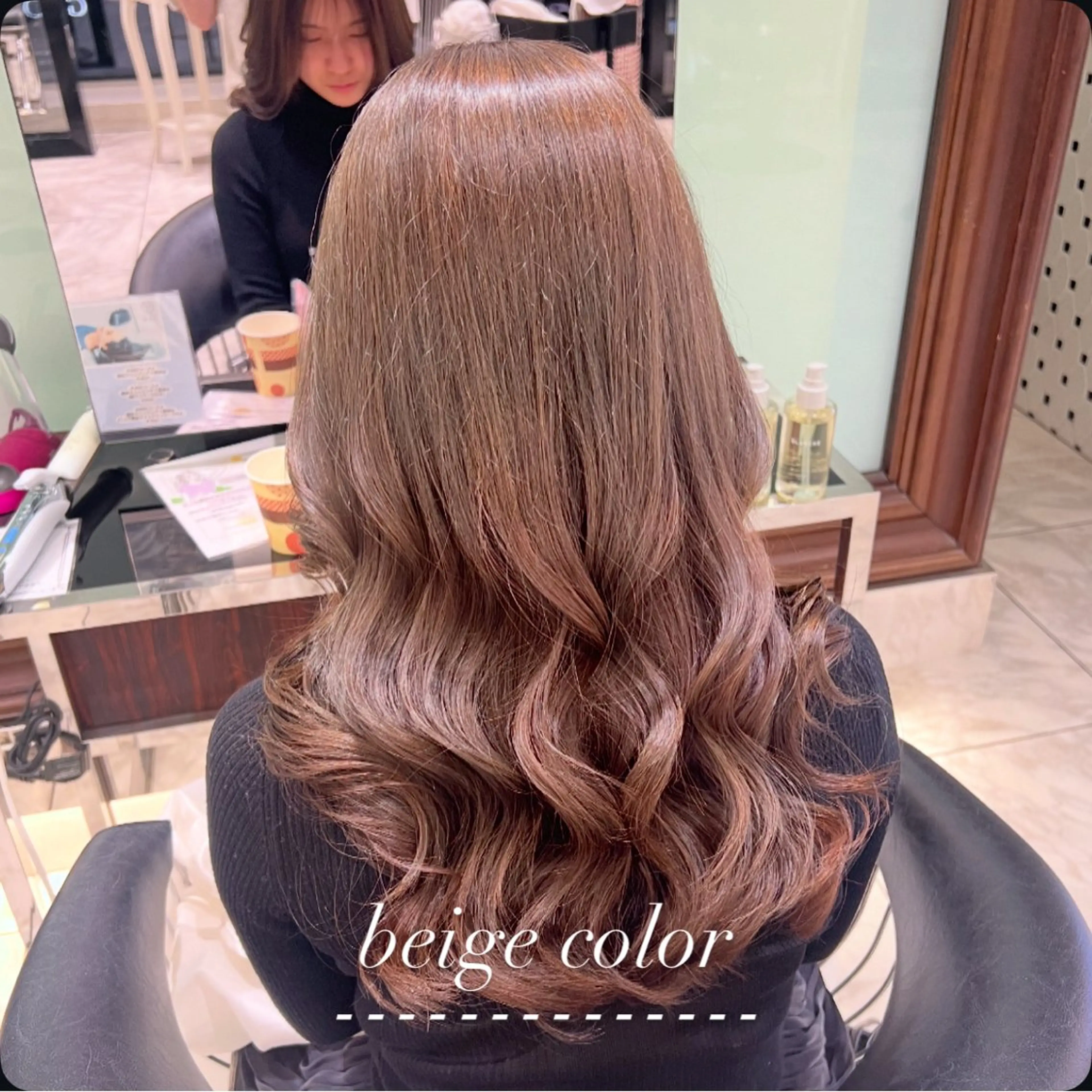 ロング カラー カット ヘアカラー トリートメント コテ巻きパーマ💙 シノヤユイのヘアスタイル