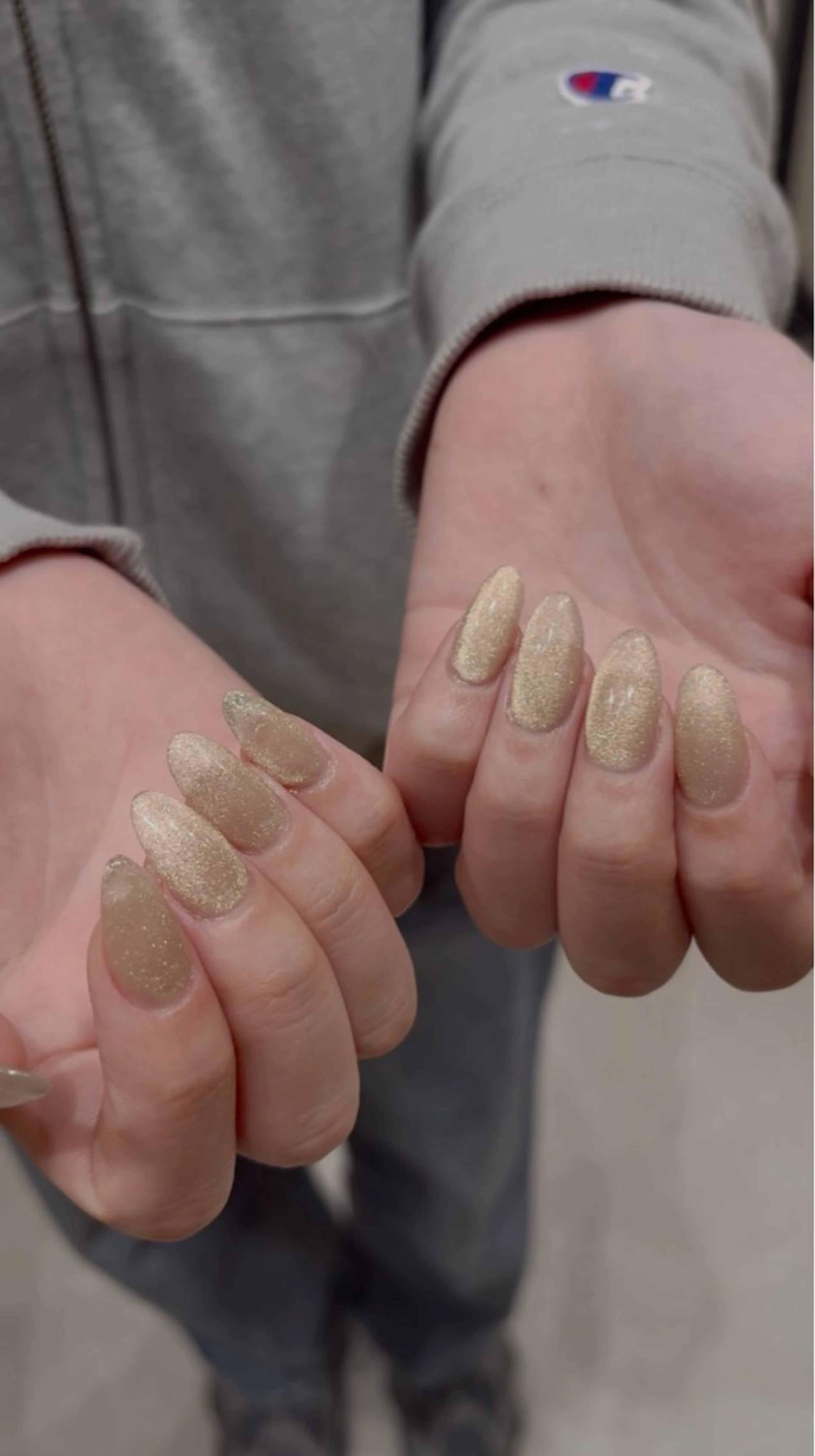 ネイル キラキラネイル マグネットネイル モンタナ nailのネイルデザイン