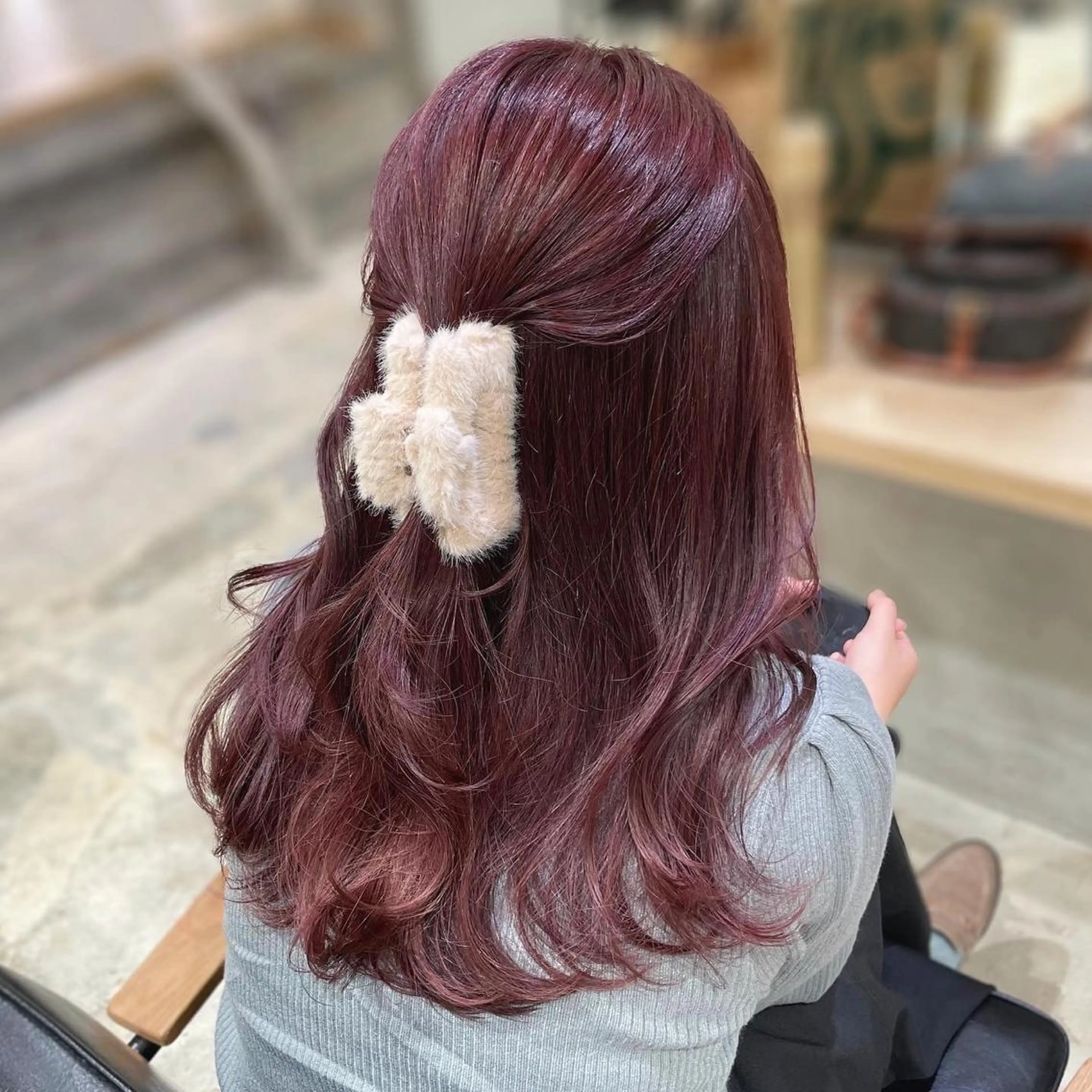 セミロング カラー セミロングパーマ ベージュカラー ブリーチ ブラウンカラー ケアカラー ヘアカラー IVY所属・ヘアアレンジ🎀 yuuka 🤍のヘアスタイル