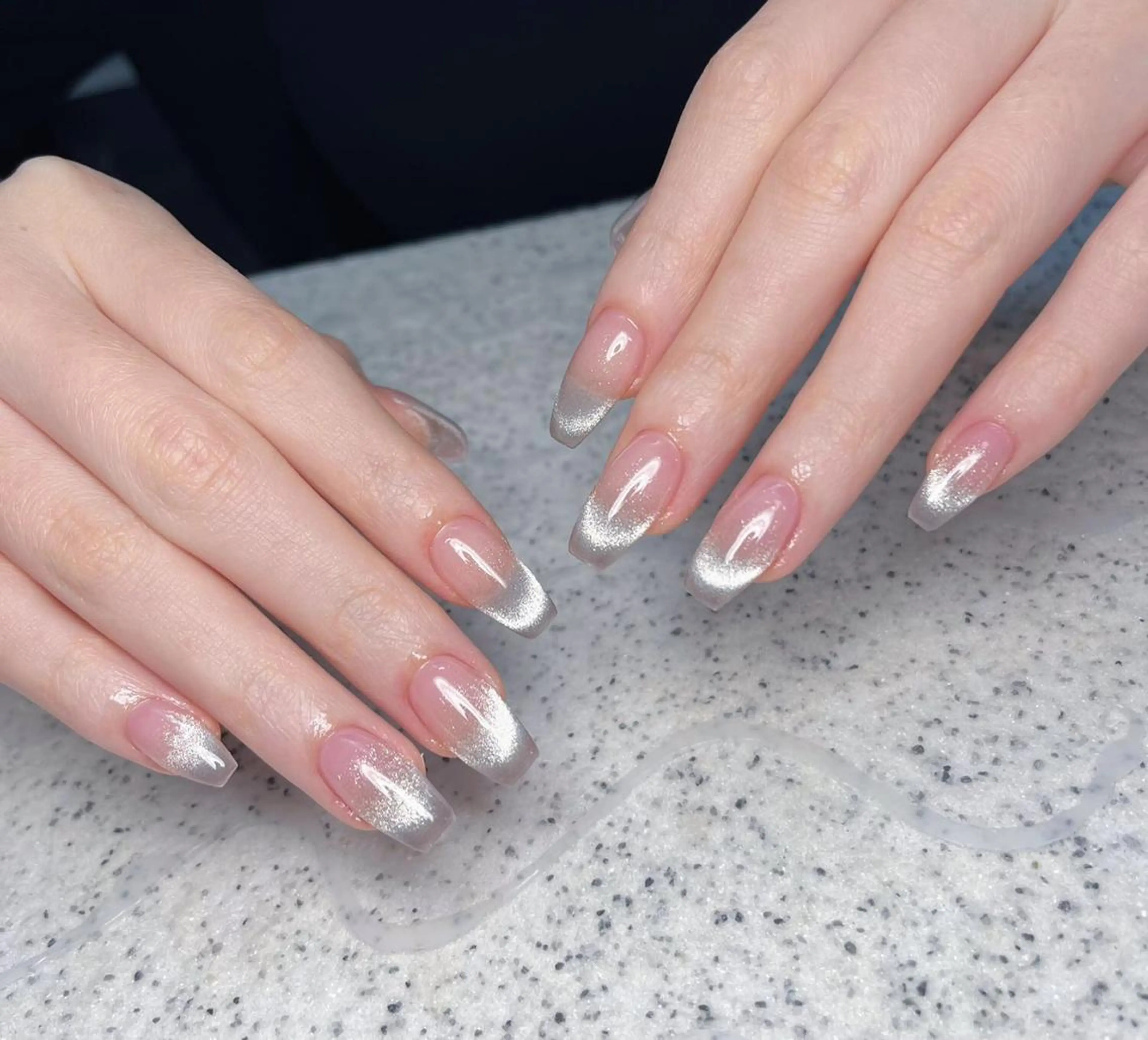 ネイル 長さ出し ネイルチップ Queens ciciのネイルデザイン