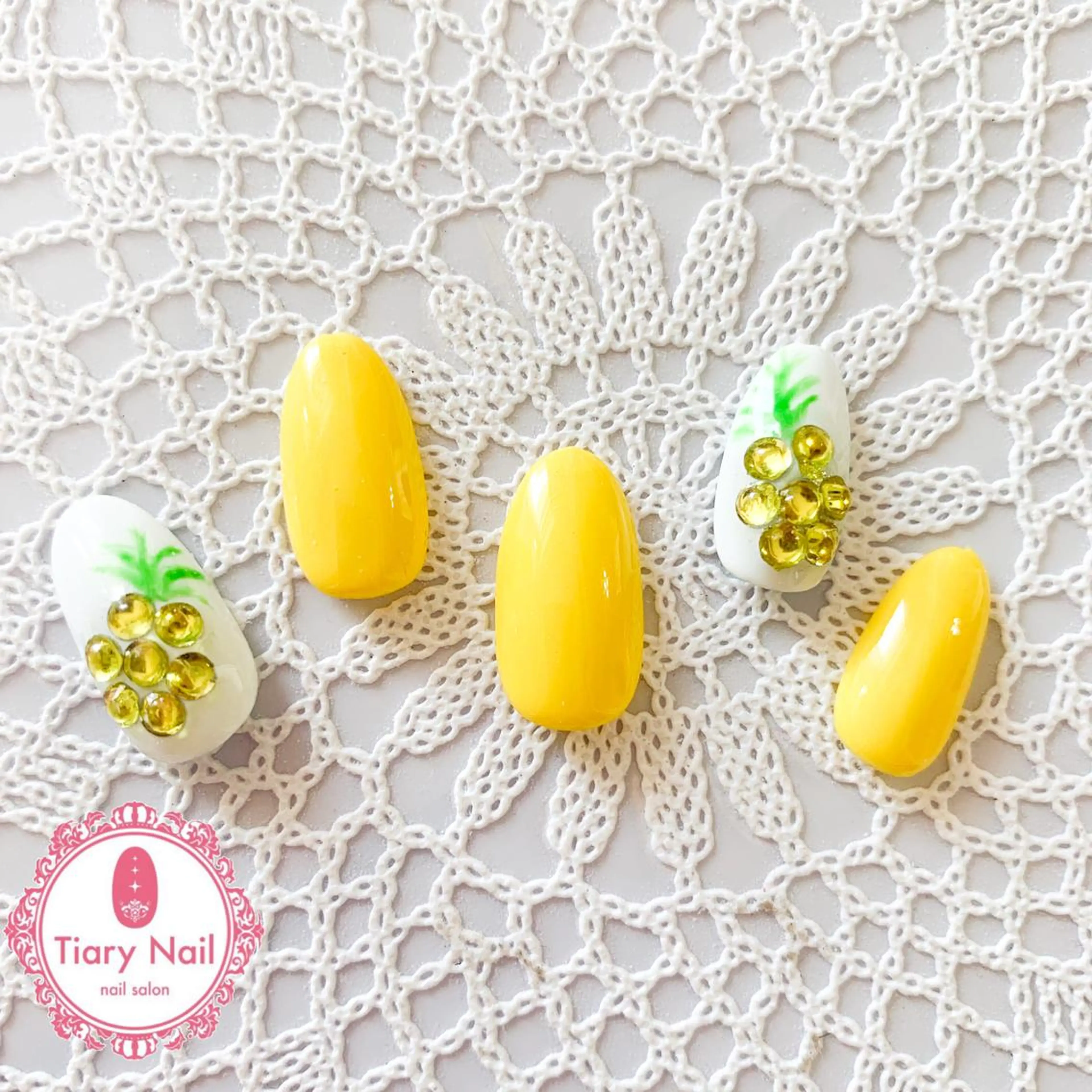 ネイル tiarynail K K🐼のネイルデザイン