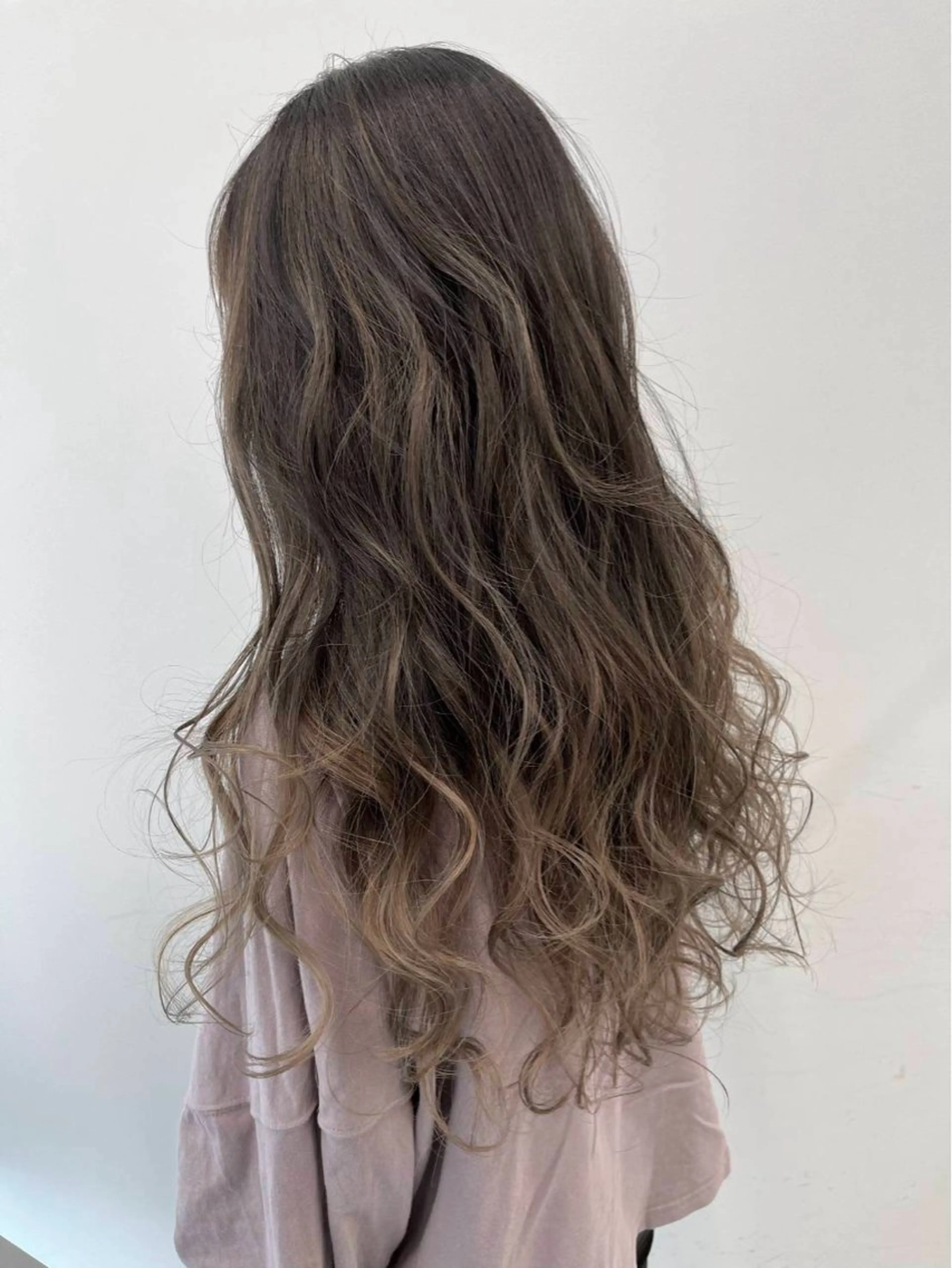 セミロング カット ヘアカラー トリートメント Cielo by Siestaのヘアスタイル