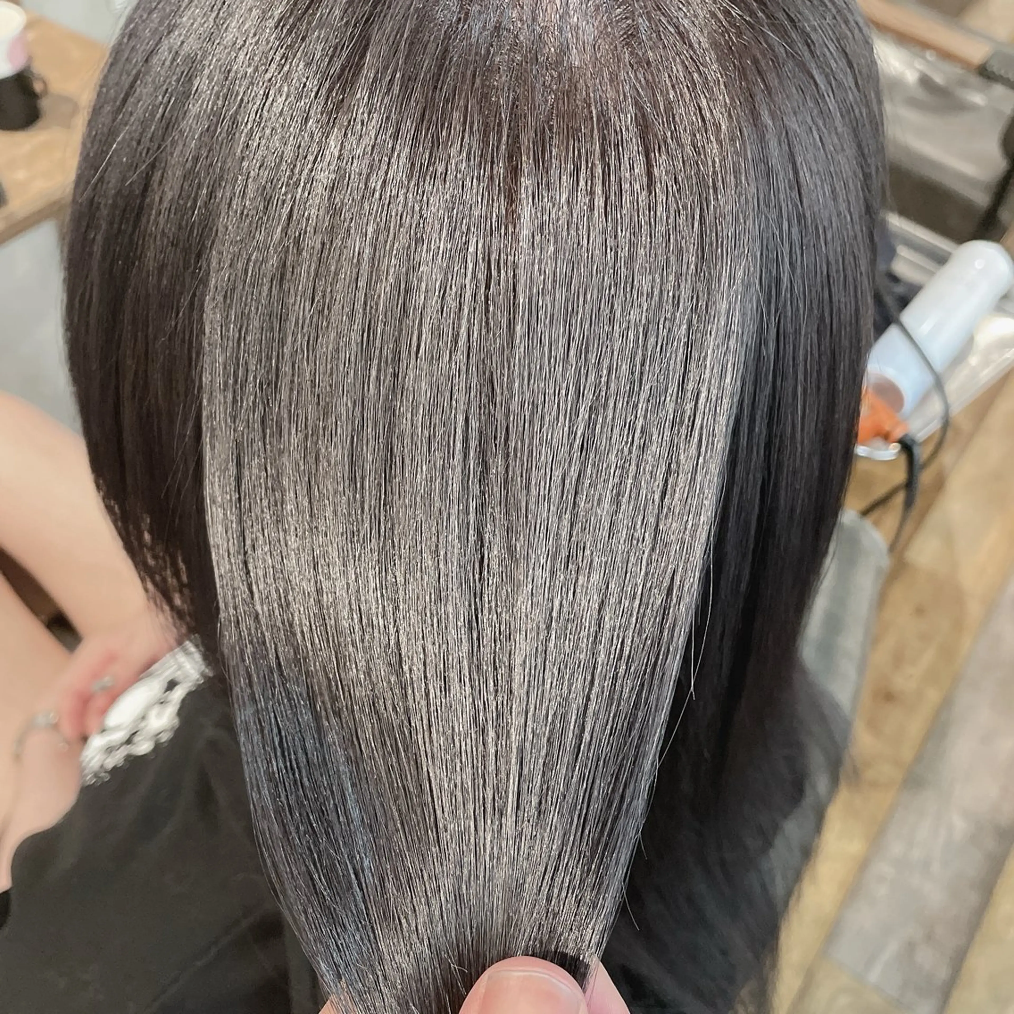 セミロング カラー 髪質改善カラー🫧＆ レイヤー🕊古川のヘアスタイル