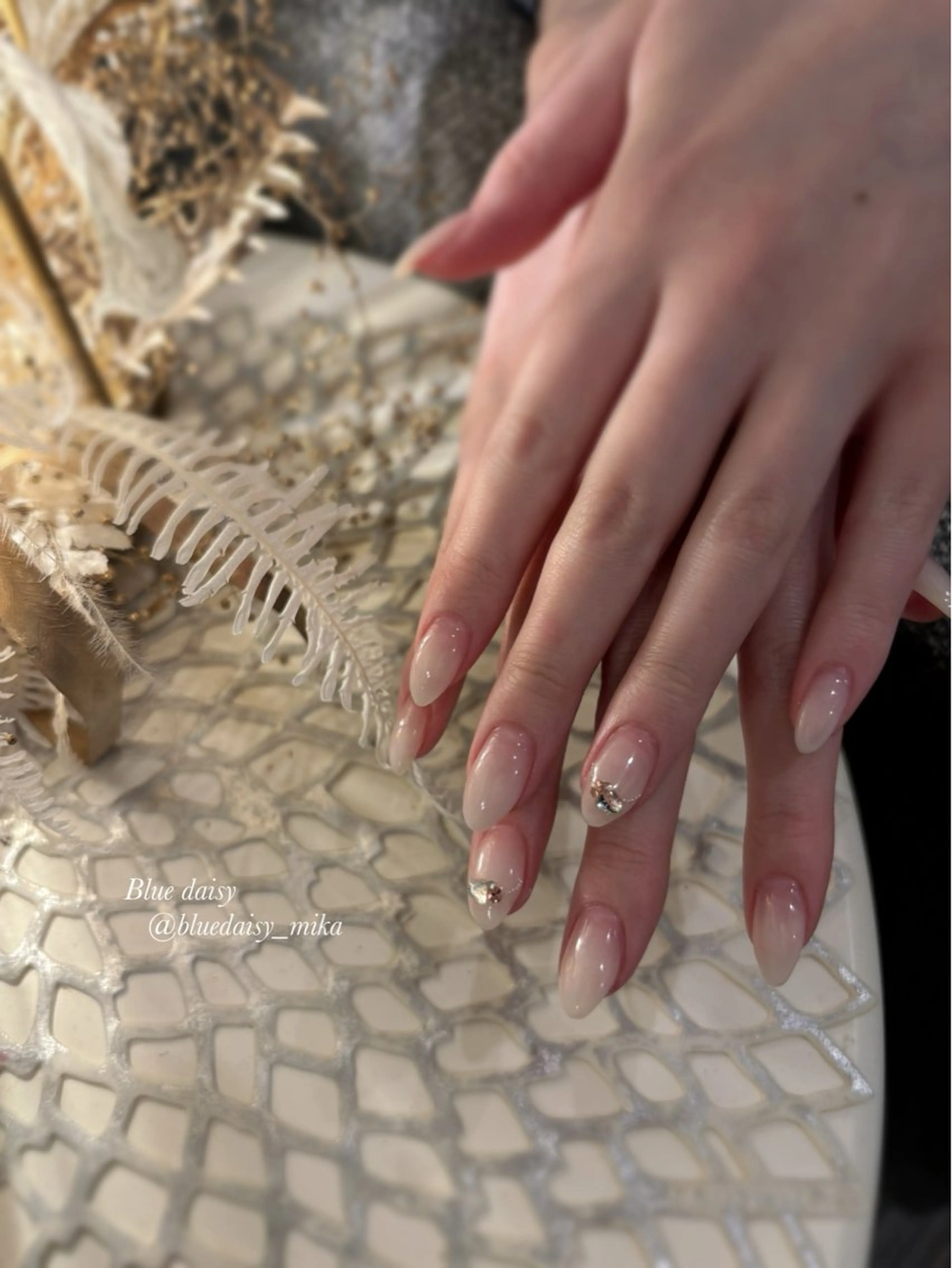 ネイル ガーリー ハンドネイル Blue　daisy　栄本店 【ブルーデイジー】所属・Blue daisy 栄本店のネイルデザイン