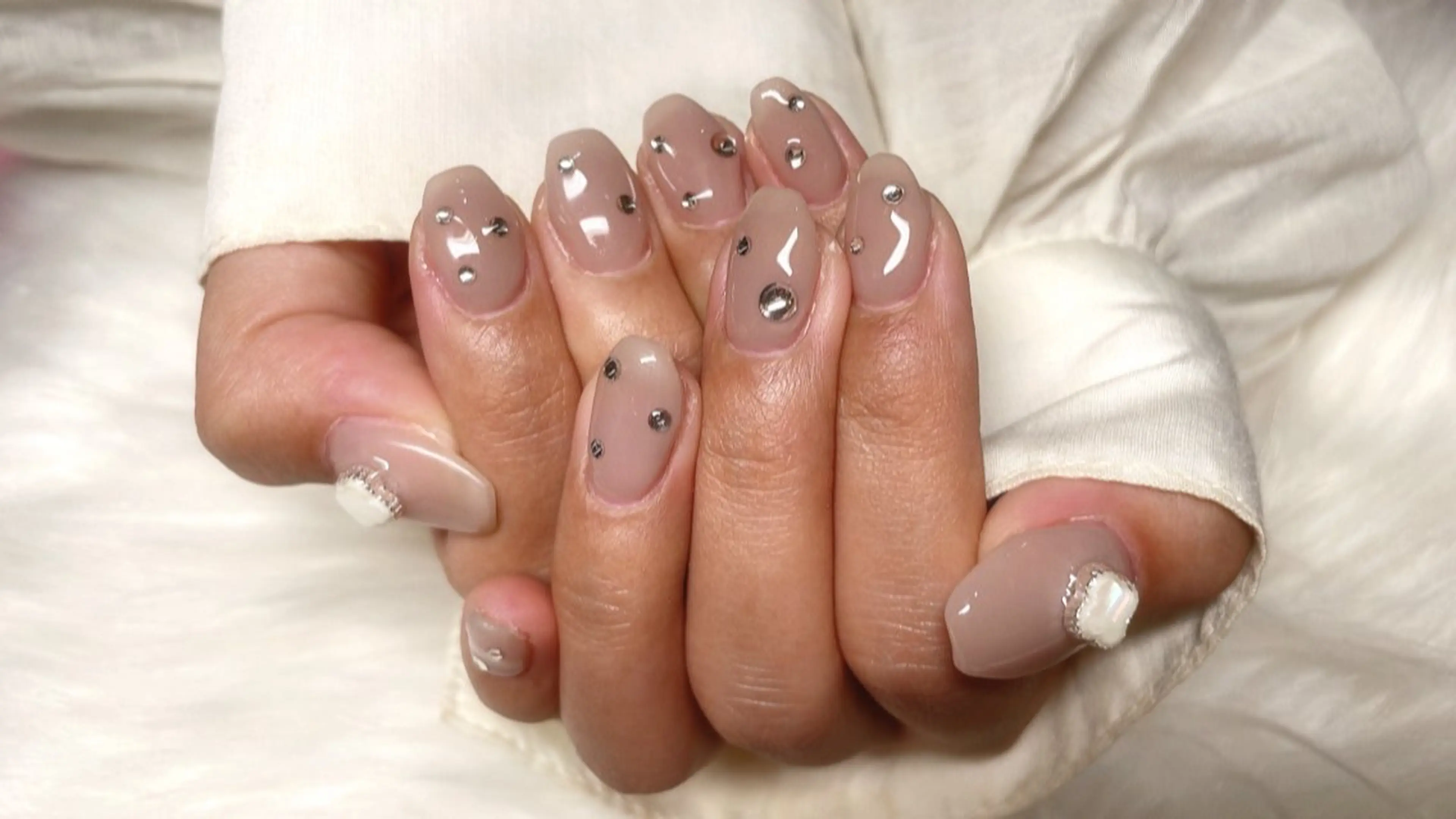 ネイル Amoureuse Satomiのネイルデザイン