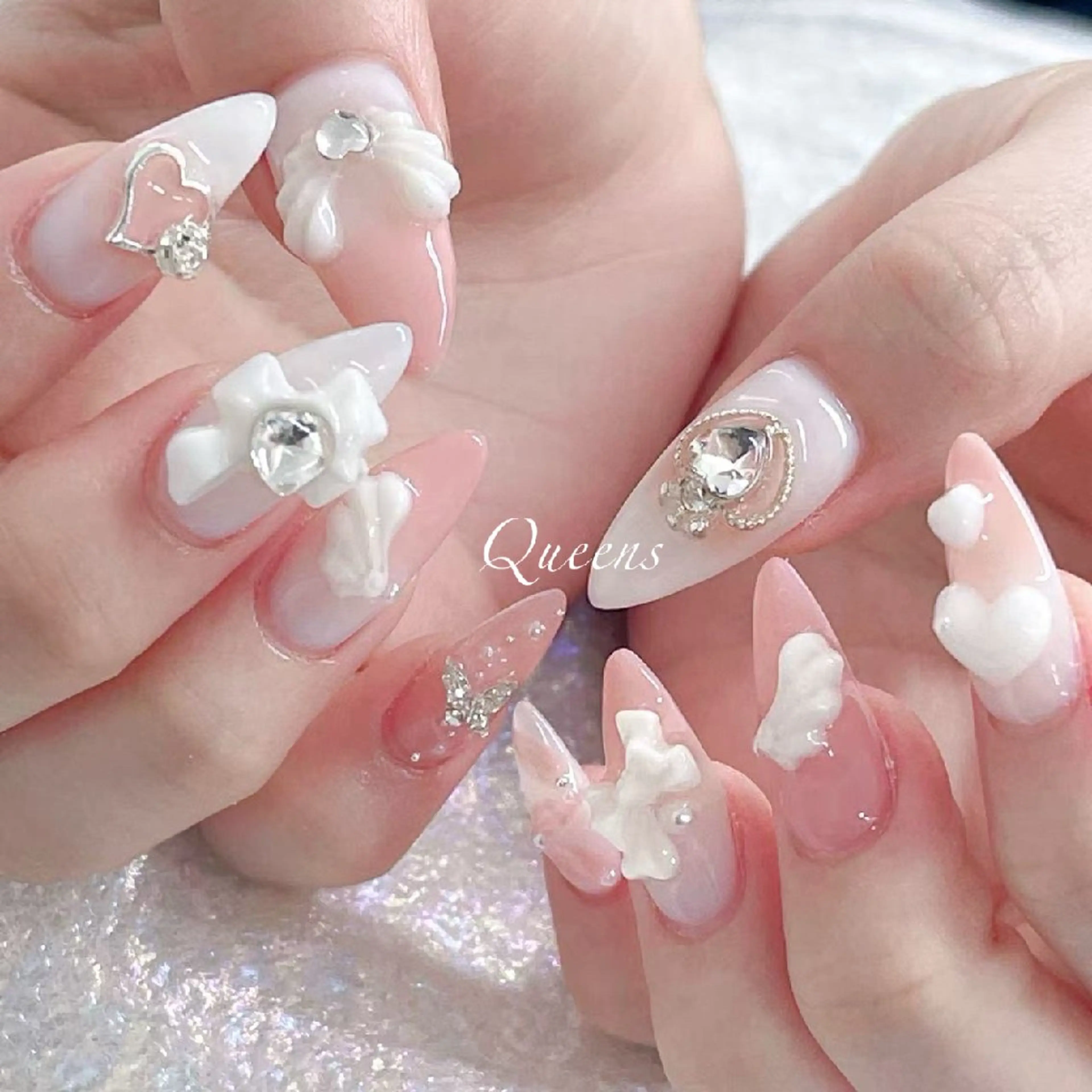 ネイル ハンドネイル Queens みなみのネイルデザイン