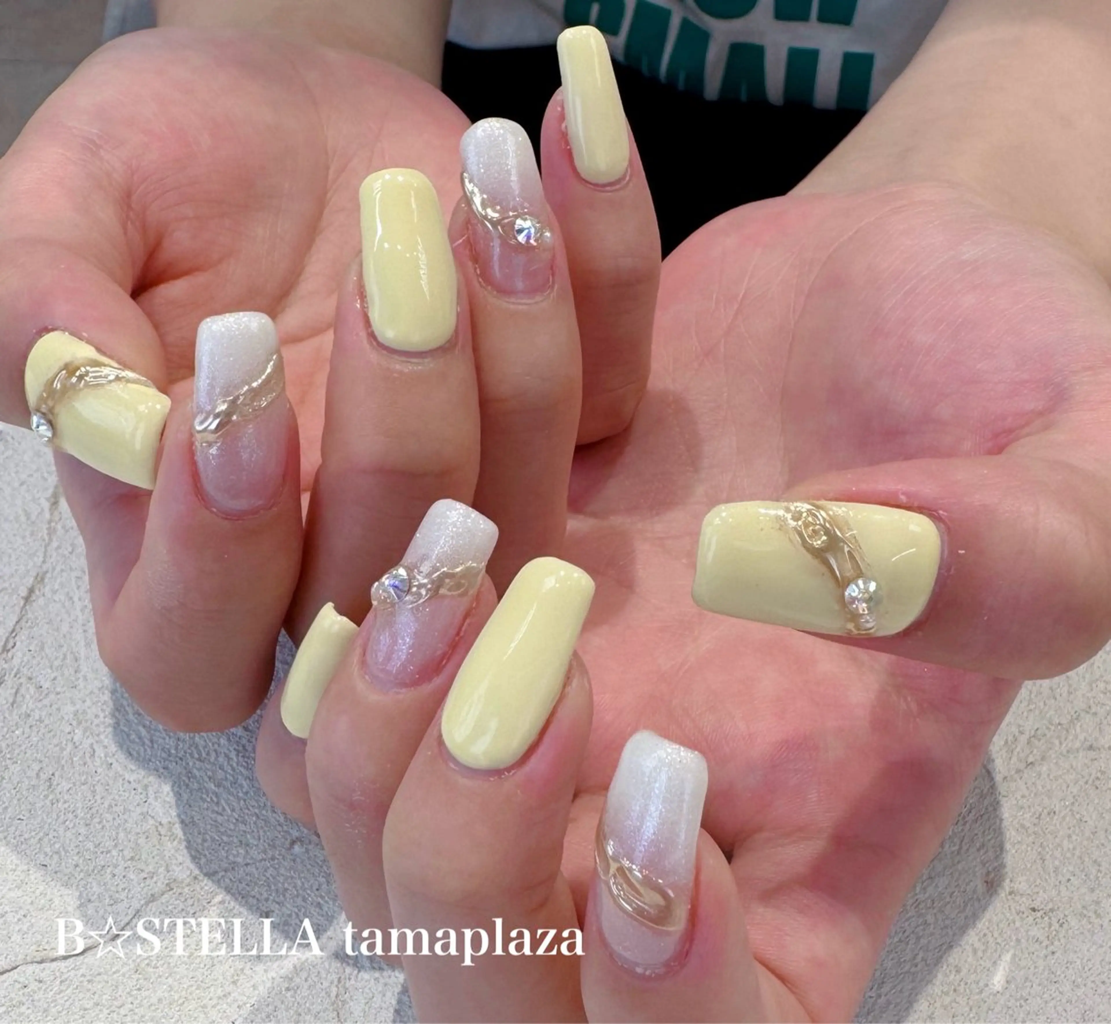 ネイル B☆STELLA たまプラーザ 丸山のネイルデザイン