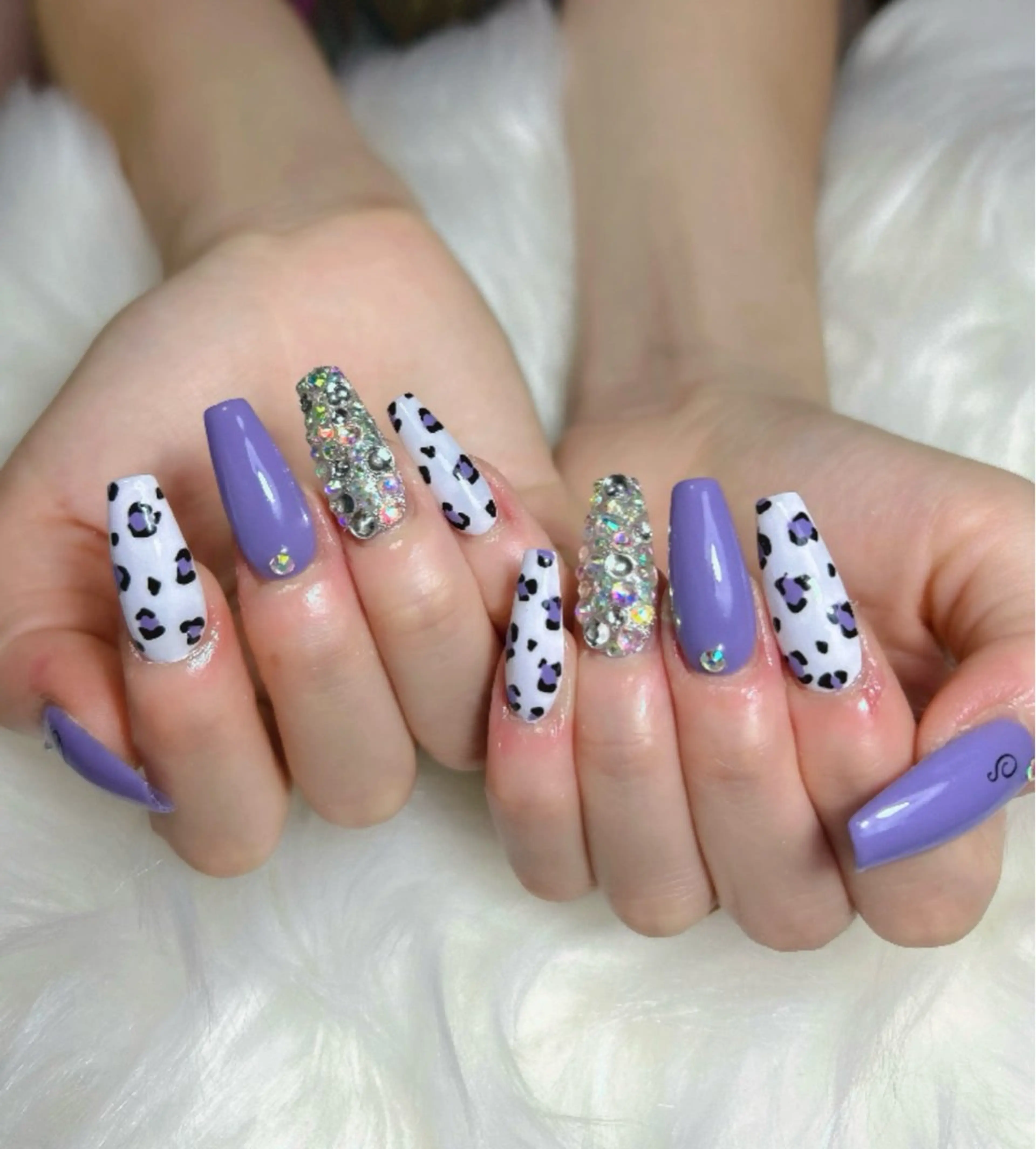 ネイル アートネイル オーロラネイル チークネイル 長さ出し フットネイル Chan nailsのネイルデザイン