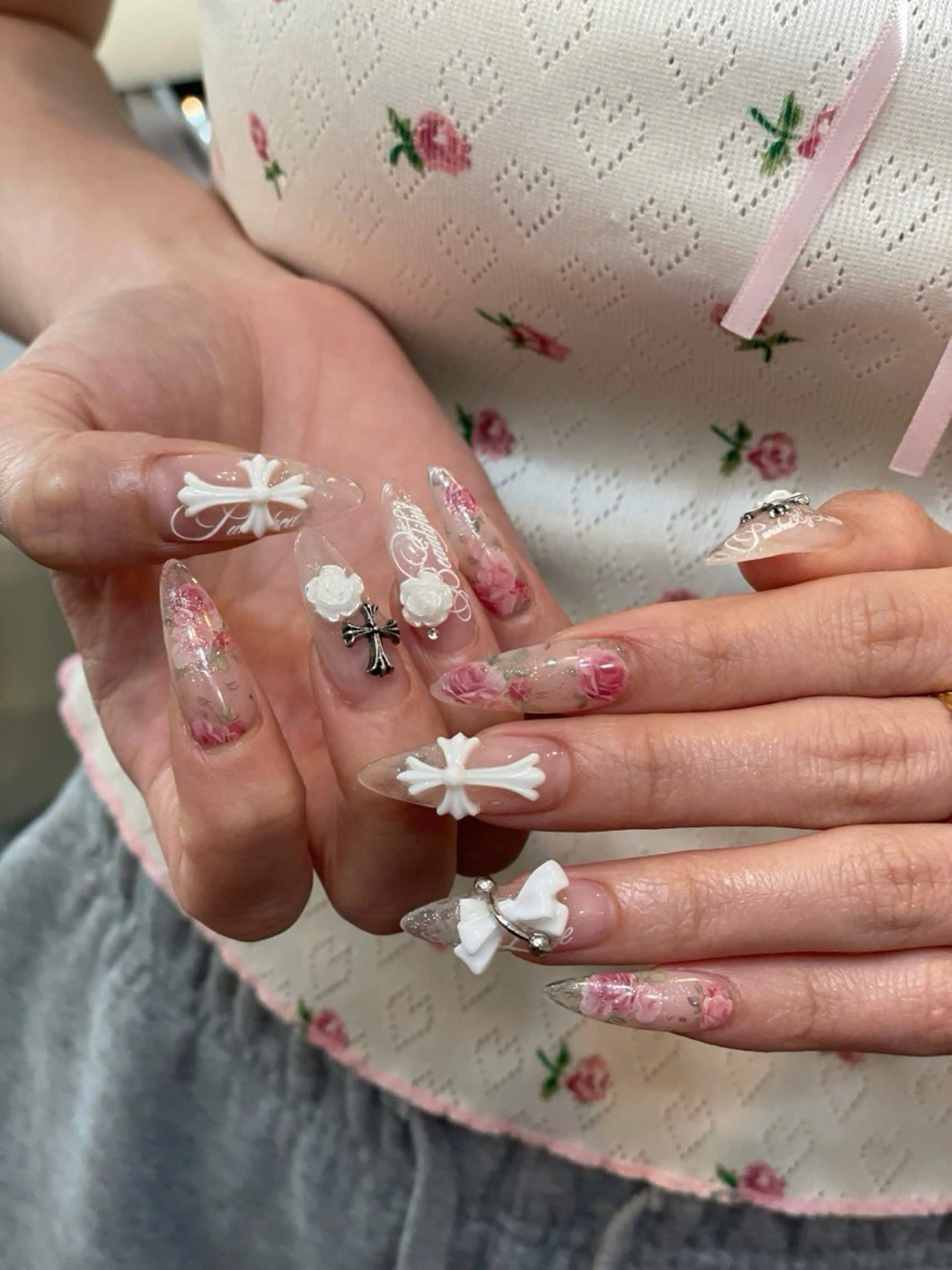 ネイル オーロラネイル ボルドー ブラウン 氷ネイル・うるうるネイル キラキラネイル ハンドネイル Sora  Nail 長さ出し専門店のネイルデザイン