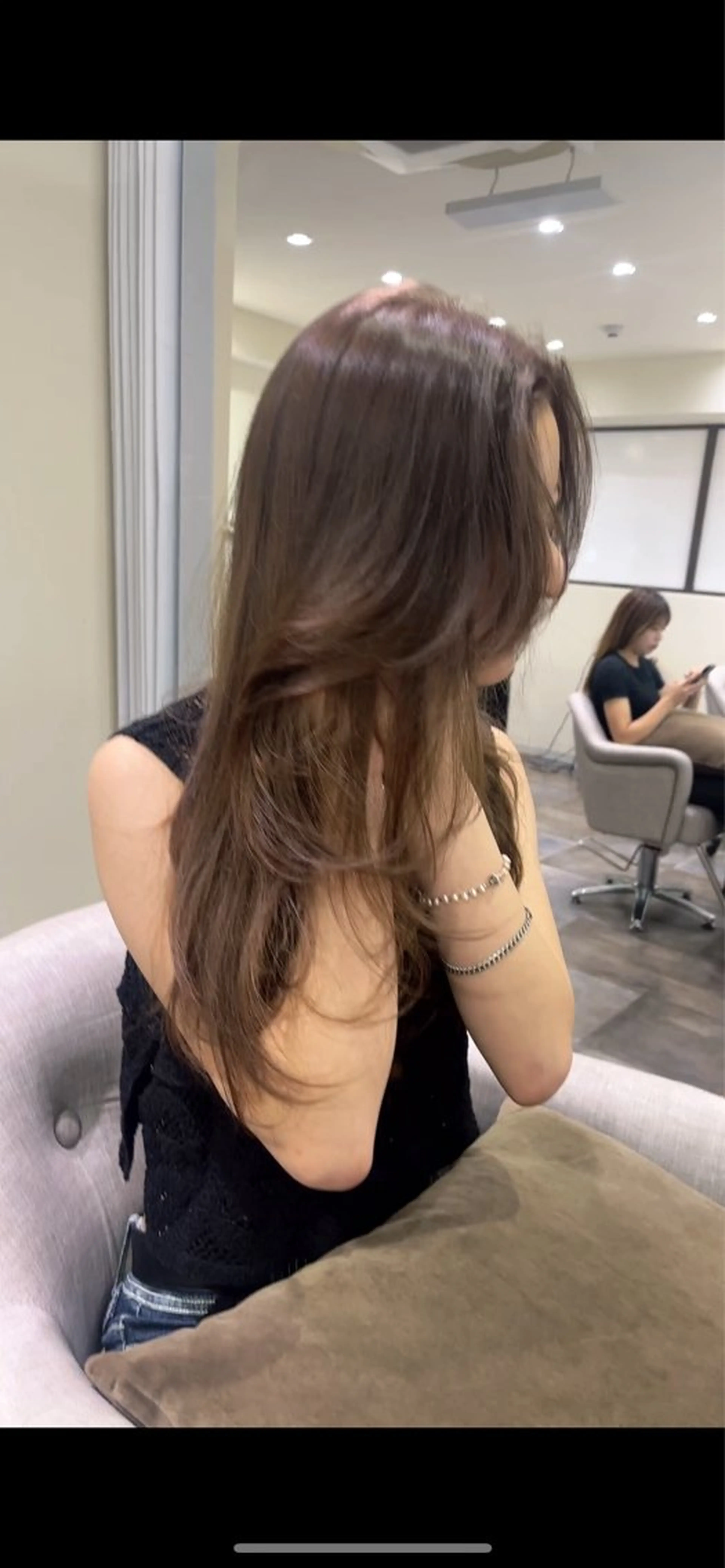 ロング ブリーチなしWカラー /レイヤーカット大阪のヘアスタイル