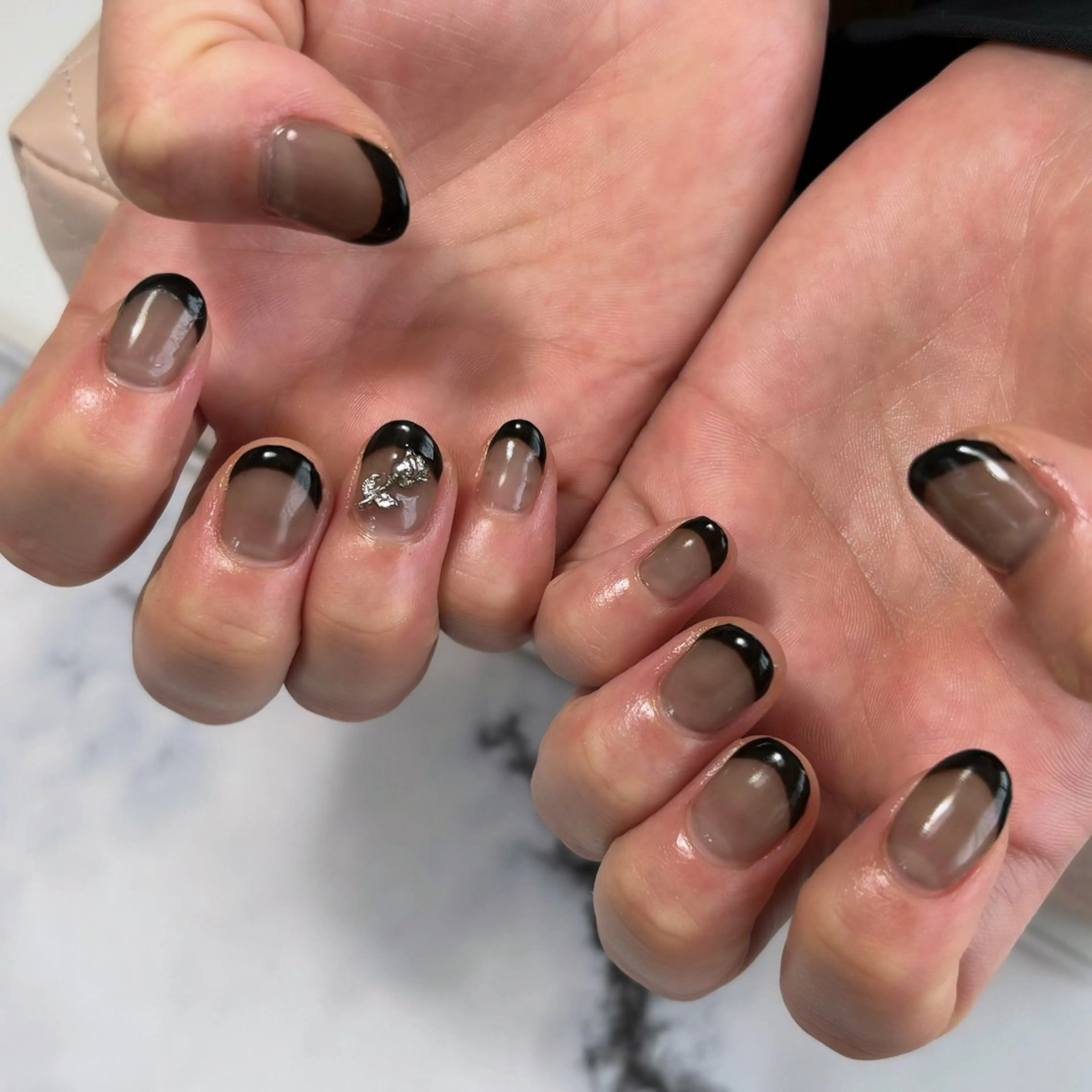 ネイル フレンチネイル ジェルネイル シンプルネイル 菊地 侑のネイルデザイン