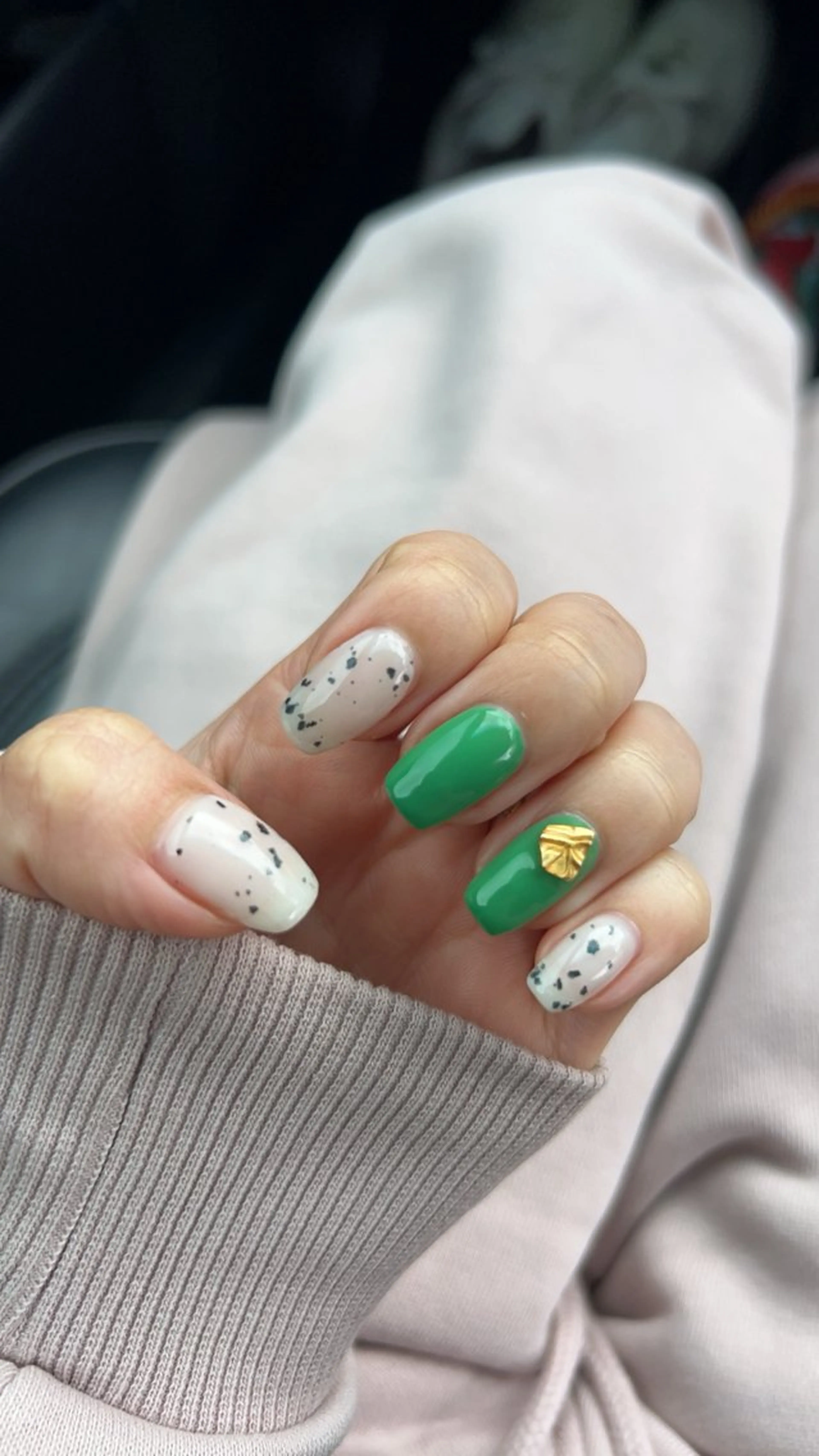 ネイル Luminous ⭐︎のネイルデザイン