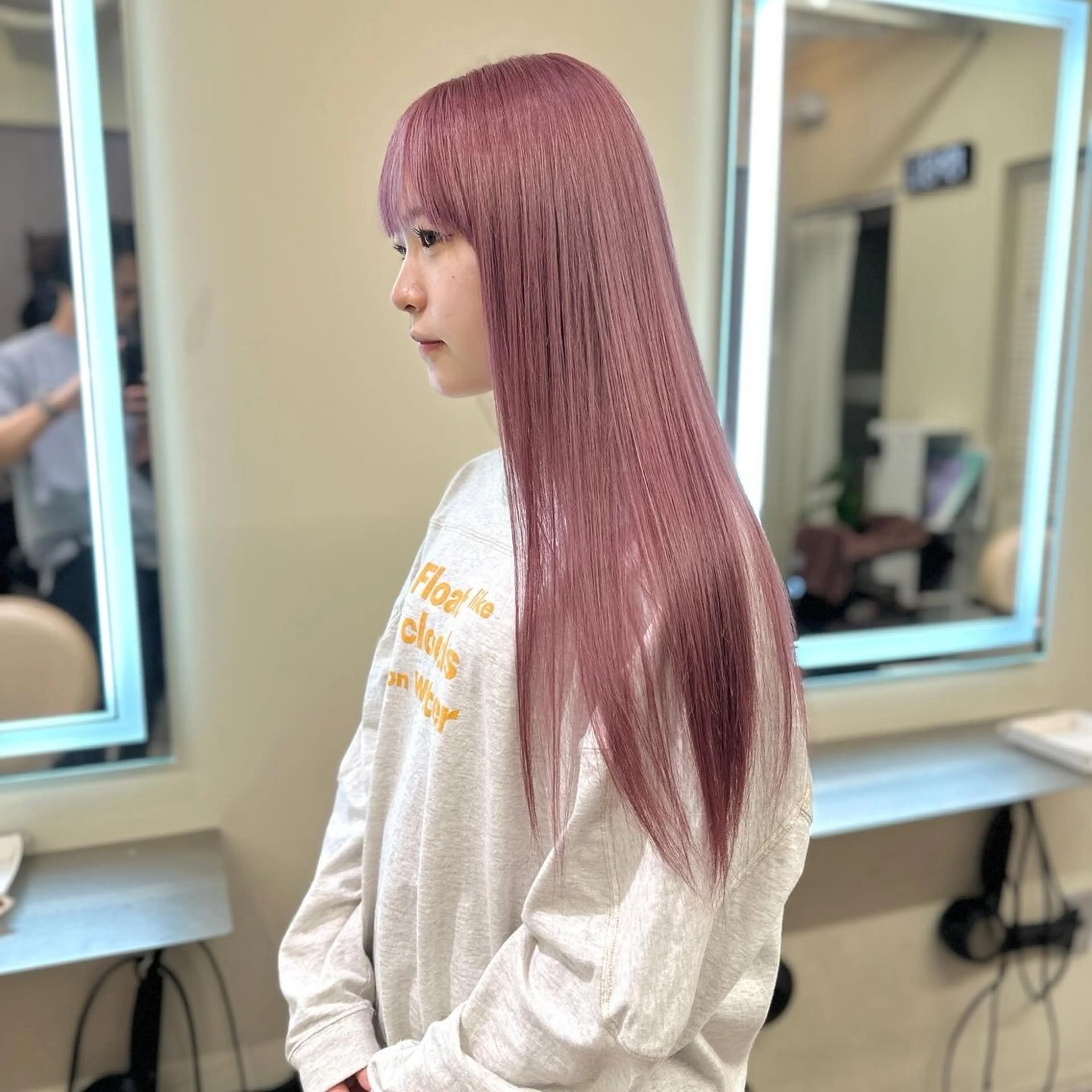 ロング カラー ロングレイヤー バレイヤージュ ベージュカラー ブリーチ ケアブリーチ カット ヘアカラー opus 店長大和 レイヤー/赤み消しのヘアスタイル