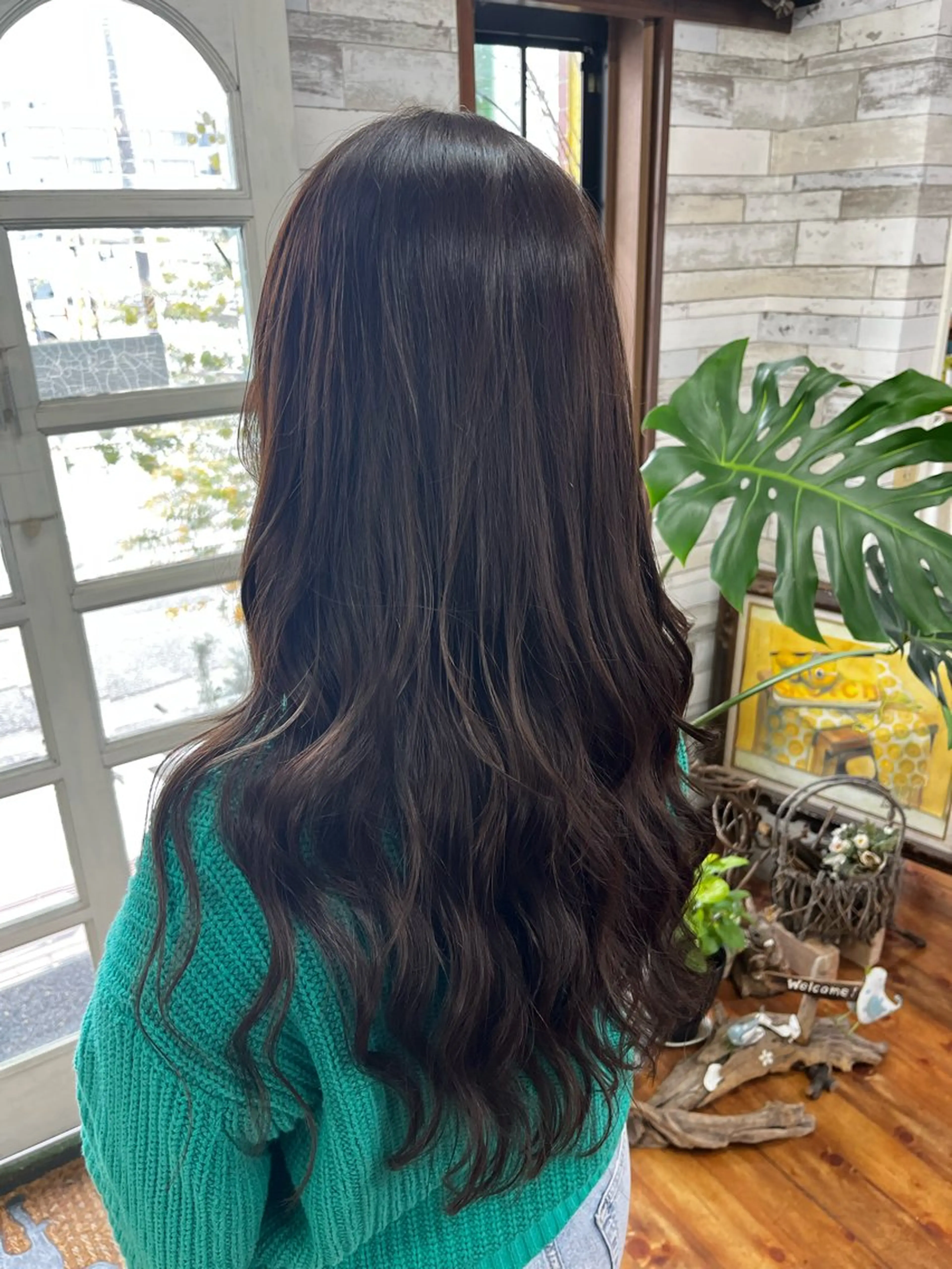 ロング カラー イルミナカラー 美容室スージーズ所属・大坪 拓斗のヘアスタイル