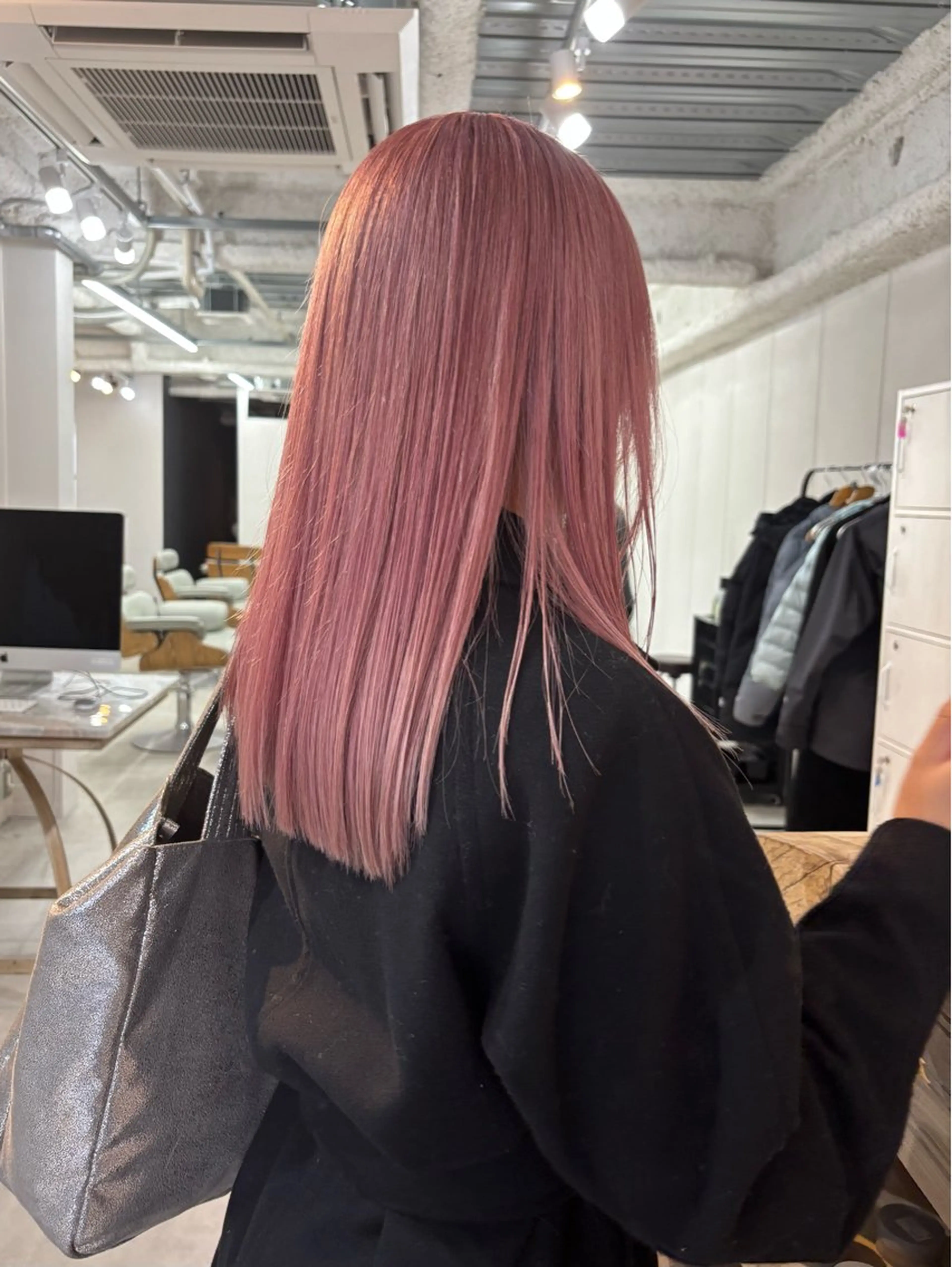 【春限定】ブリーチ（1回）＋透明感カラー（ダブルカラー）の写真