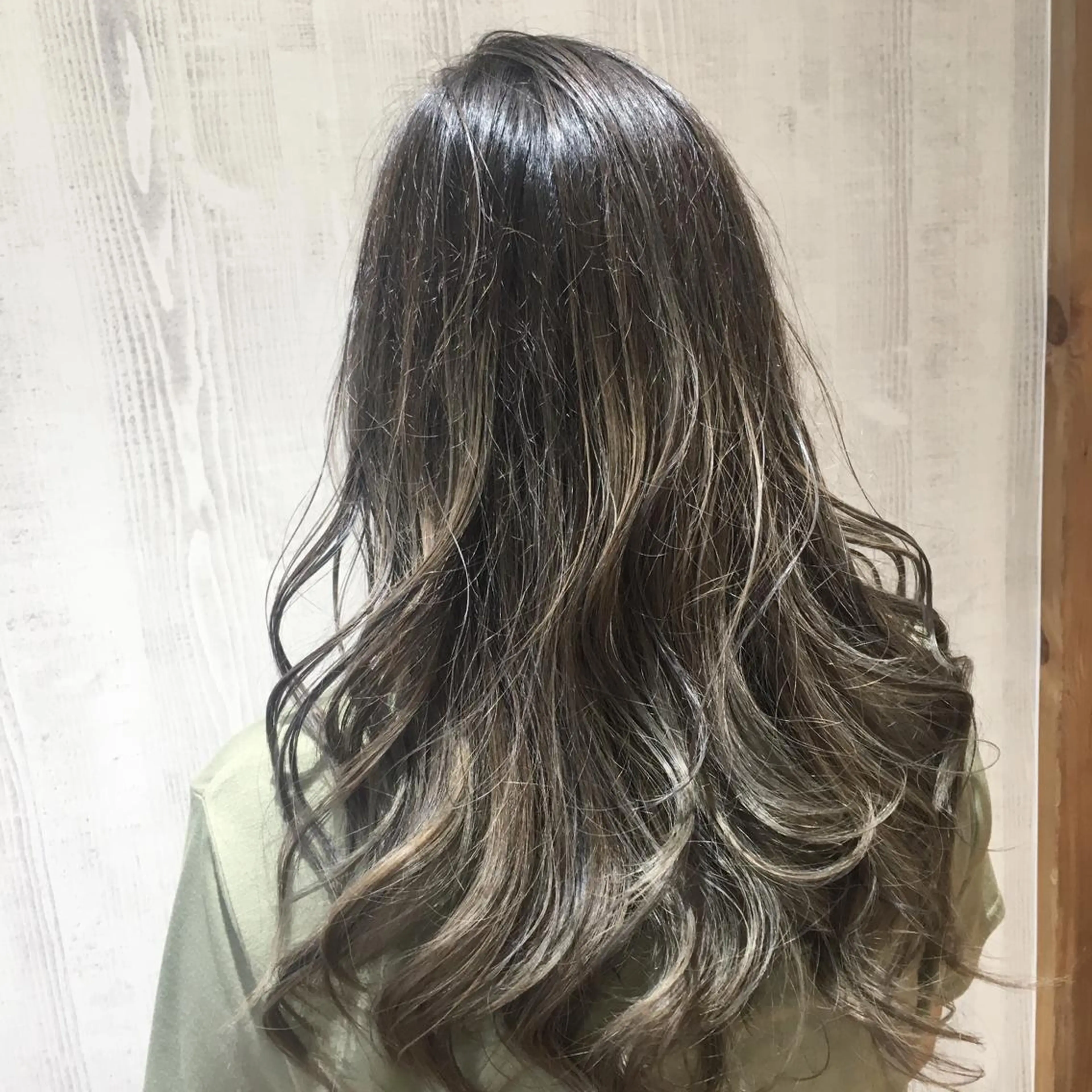 ロング カラー カット ヘアカラー トリートメント Kazu .Kのヘアスタイル