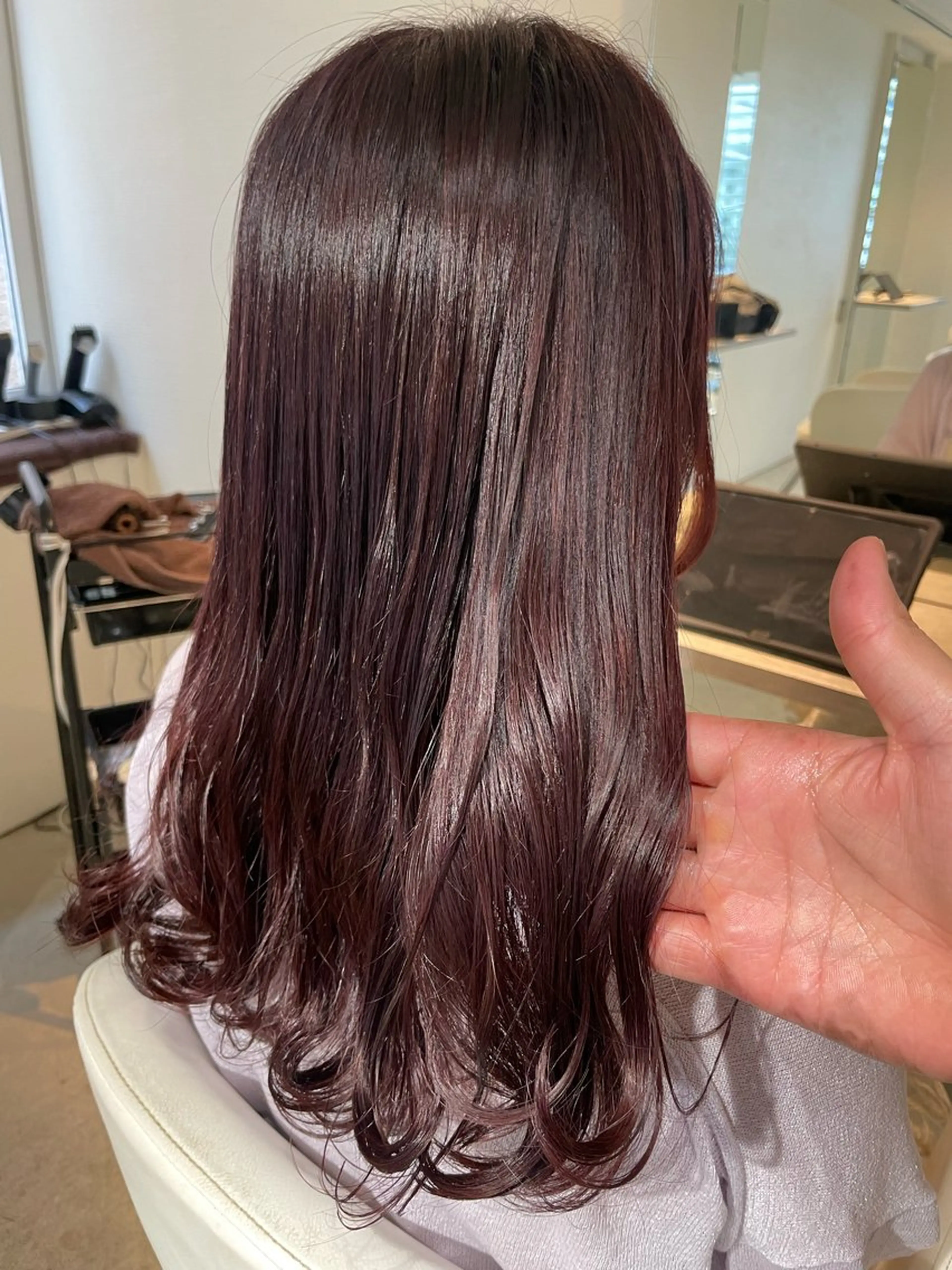 セミロング カラー アディクシーカラー ボルドーカラー ルビー ヘアカラー トリートメント ✨髪のソムリエ✨ 岩川和生のヘアスタイル