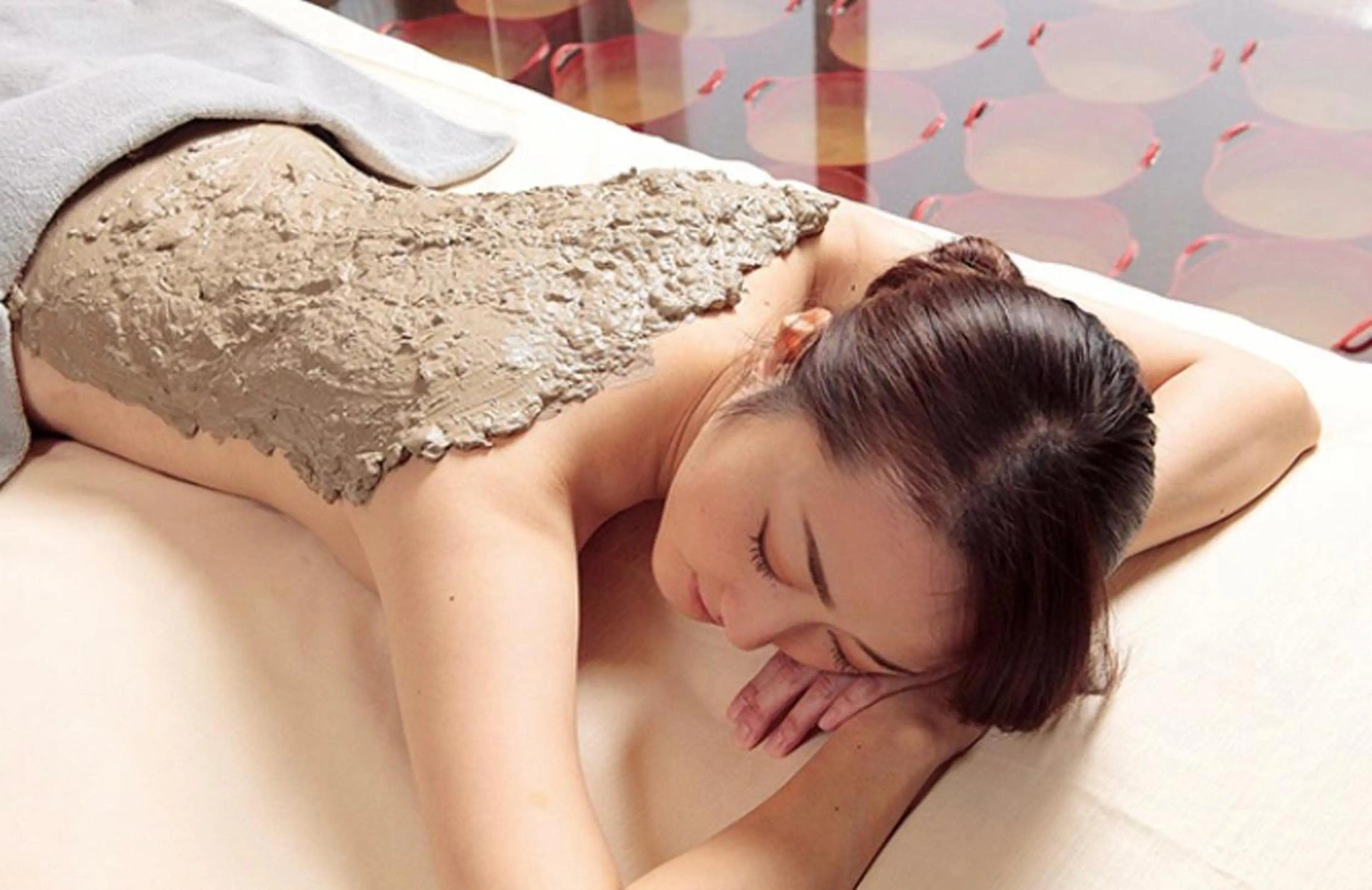 エステ リラク 【美容整形級エステ】 服部隆美のエステ・リラクイメージ