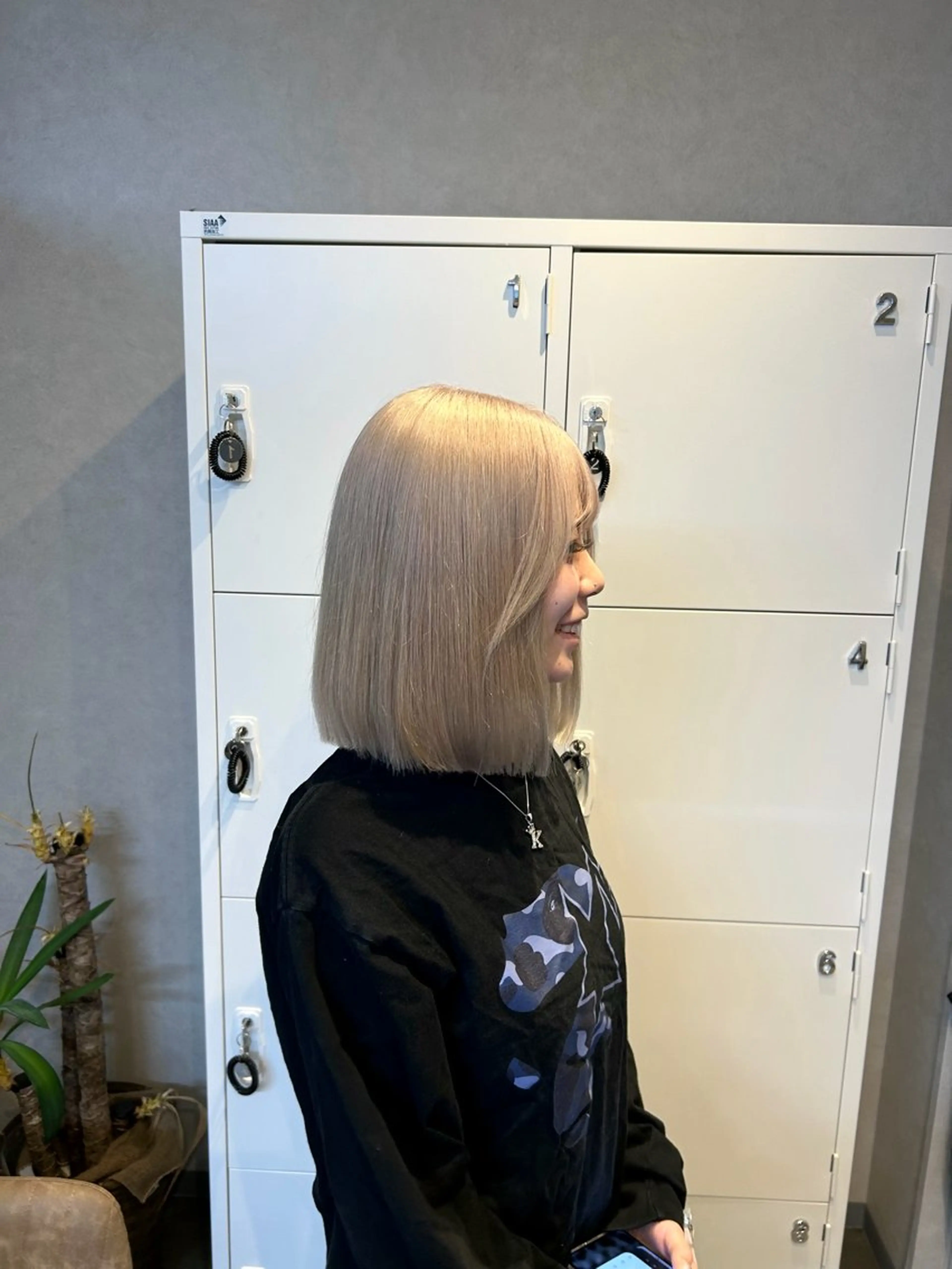 ミディアム 鈴木 アメリのヘアスタイル