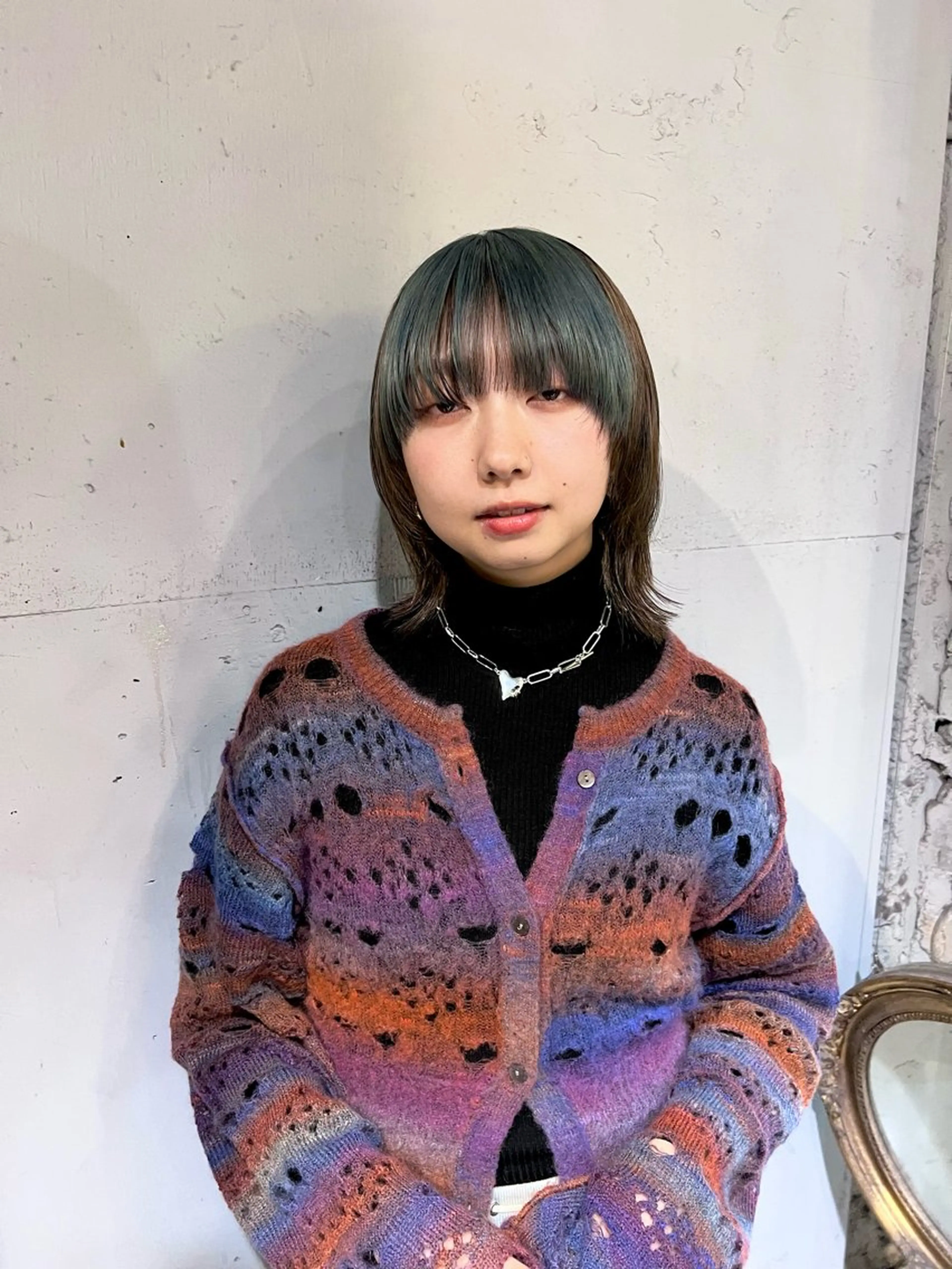 ミディアム カラー ミント カット ヘアカラー トリートメント 小笠原 悠斗のヘアスタイル