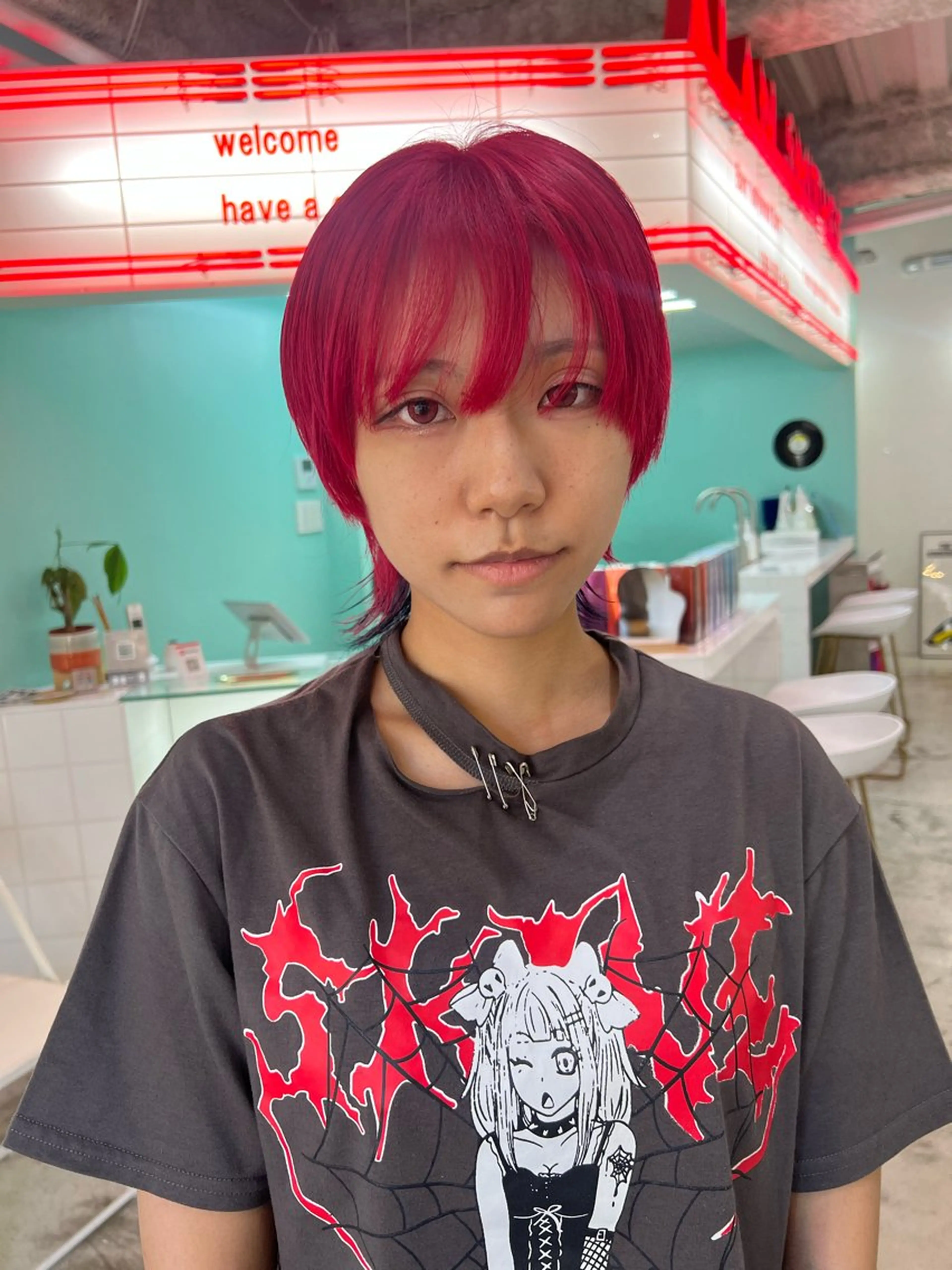 ショート カット 💥ウルフカット デザインあんな💥のヘアスタイル