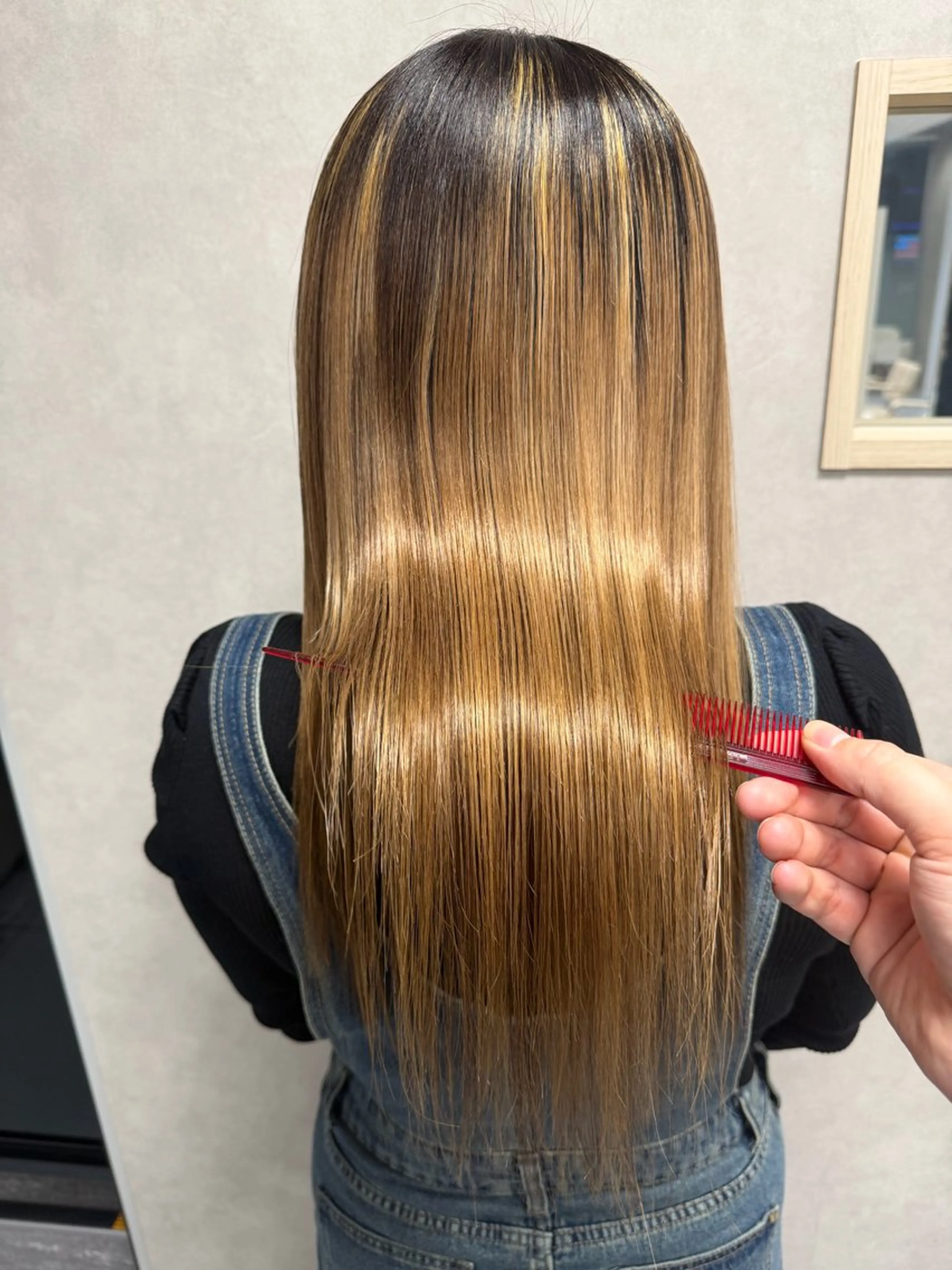 ロング パーマ 縮毛矯正 トリートメント 髪質改善/縮毛矯正 /レイヤー岡部のヘアスタイル