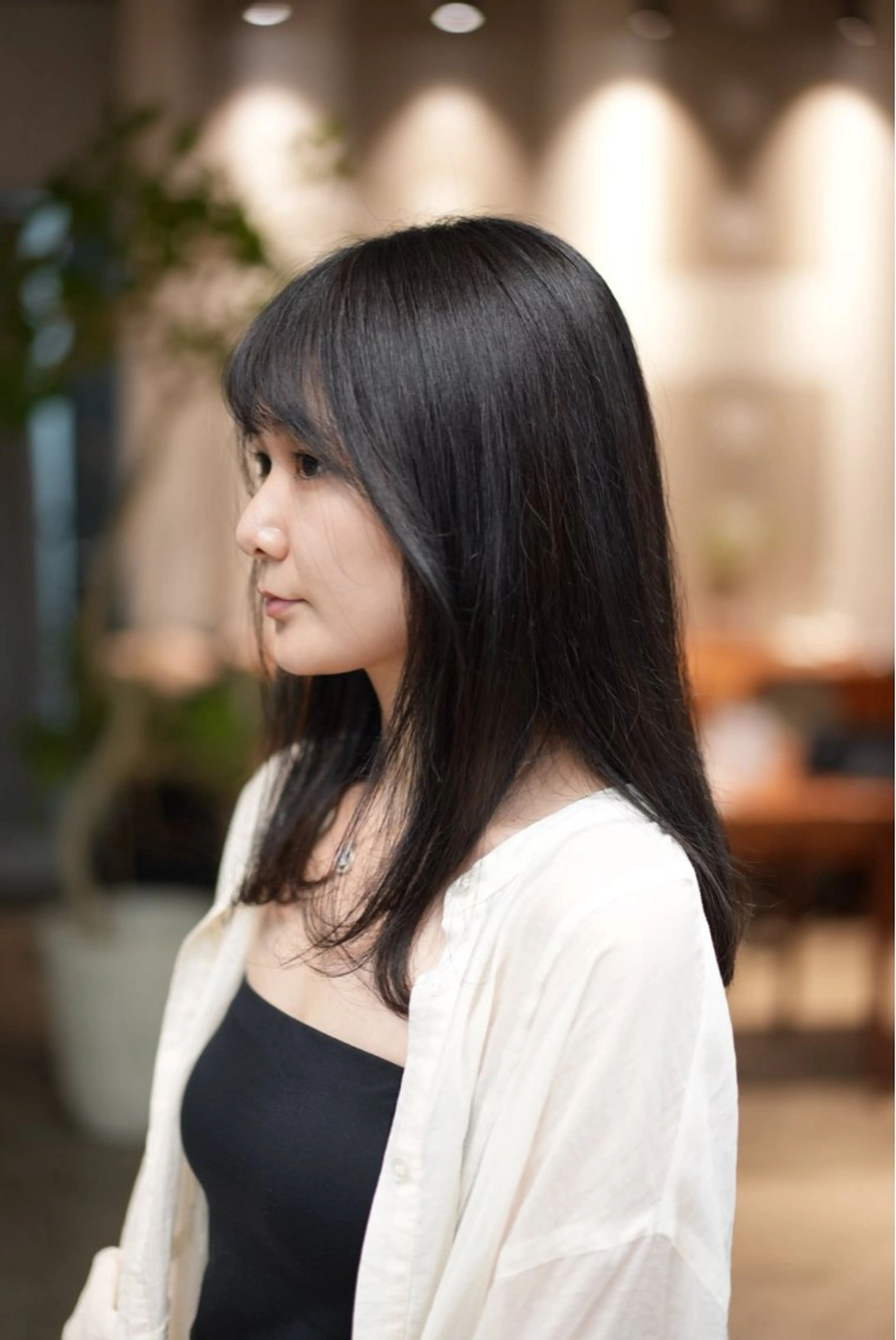 セミロング カラー カット ヘアカラー トリートメント まとまるレイヤー カット/透明感カラーのヘアスタイル