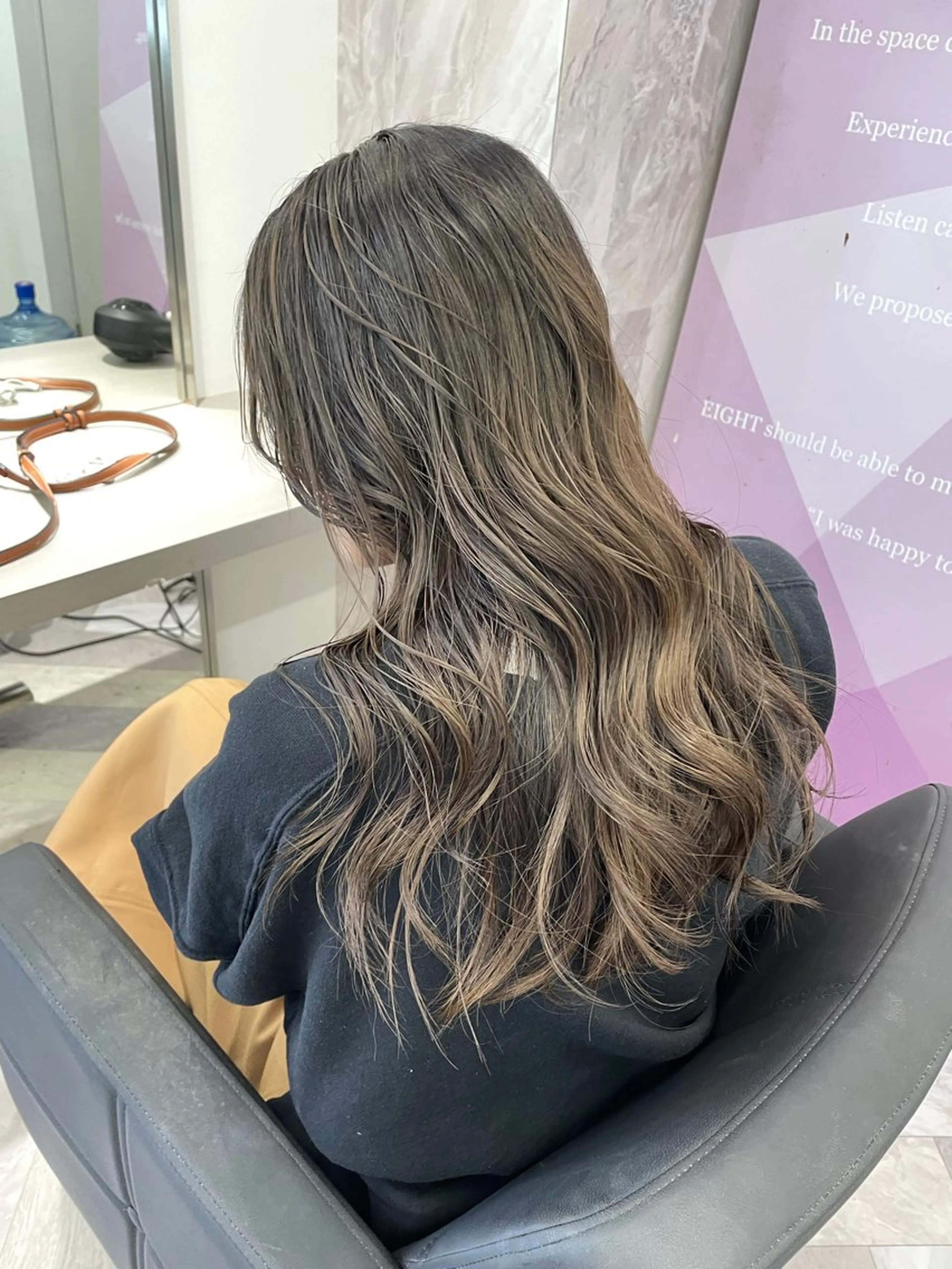 セミロング 外国人風カラー 🎗副店長/井上 竜 ブリーチ指名No.1のヘアスタイル