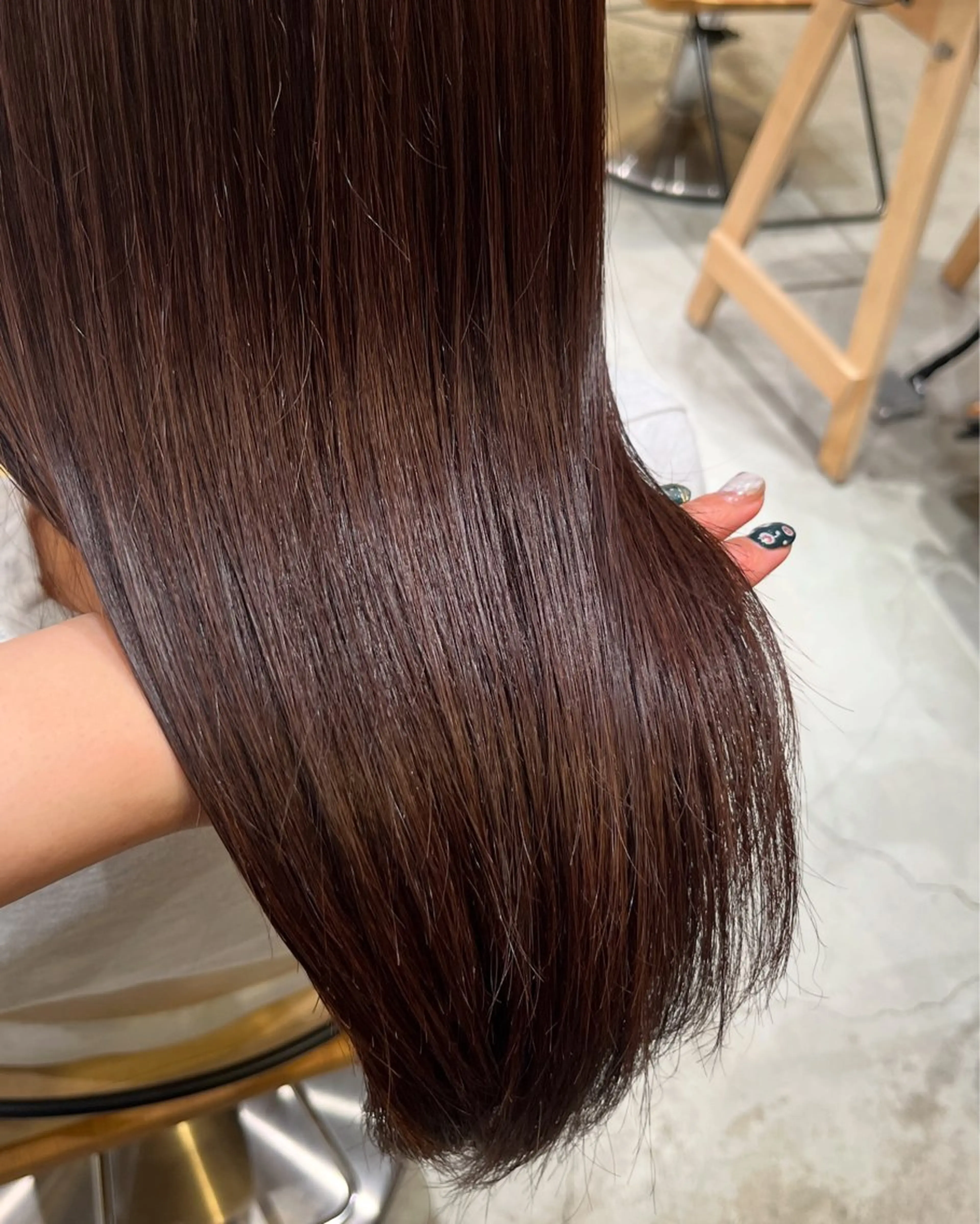 ミディアム 縮毛矯正 カット 縮毛矯正 佐藤　ひなの ／艶髪のヘアスタイル