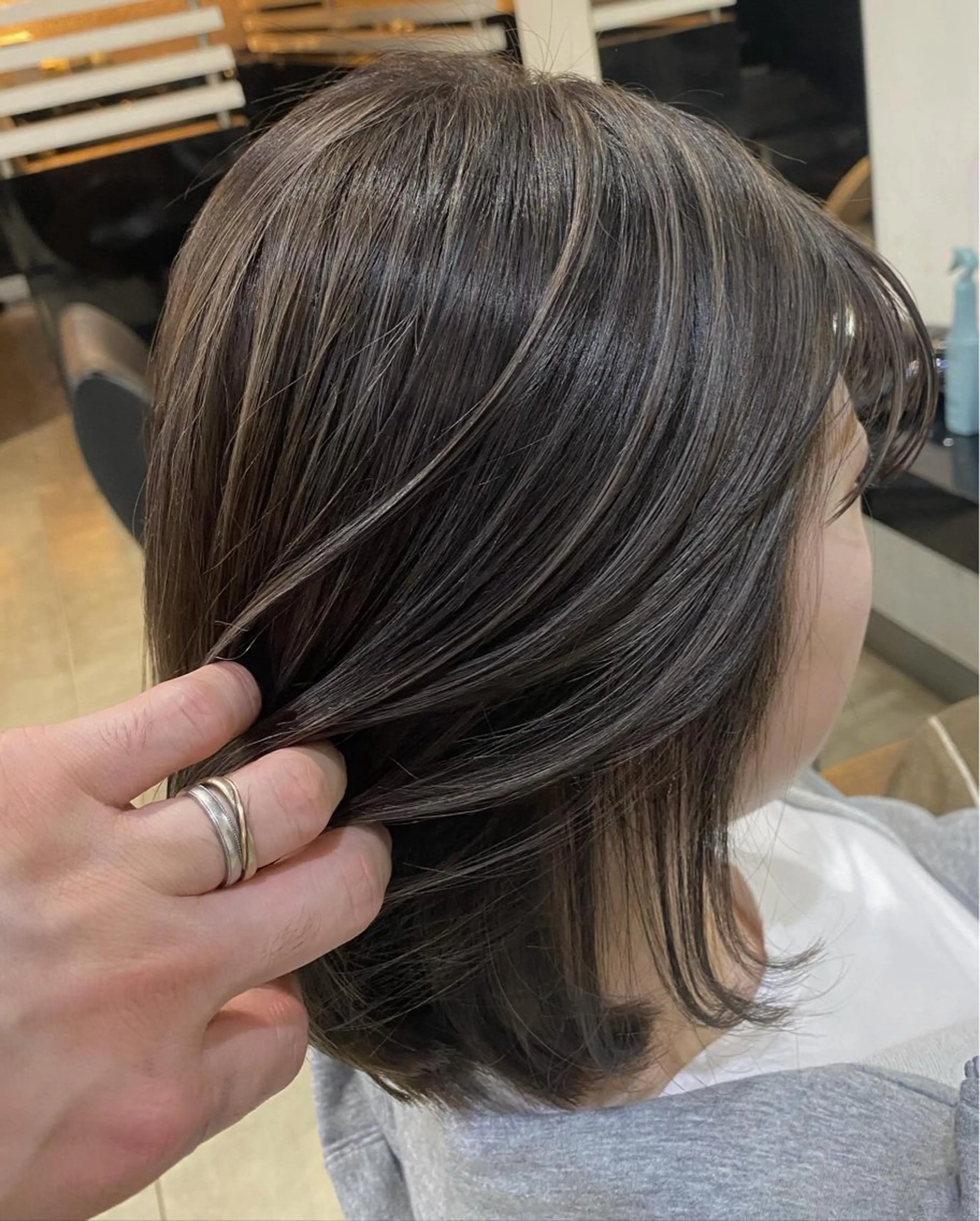 ショート カラー ヘアアレンジ ハイライトカラー ハイライト 烏山 達也のヘアスタイル