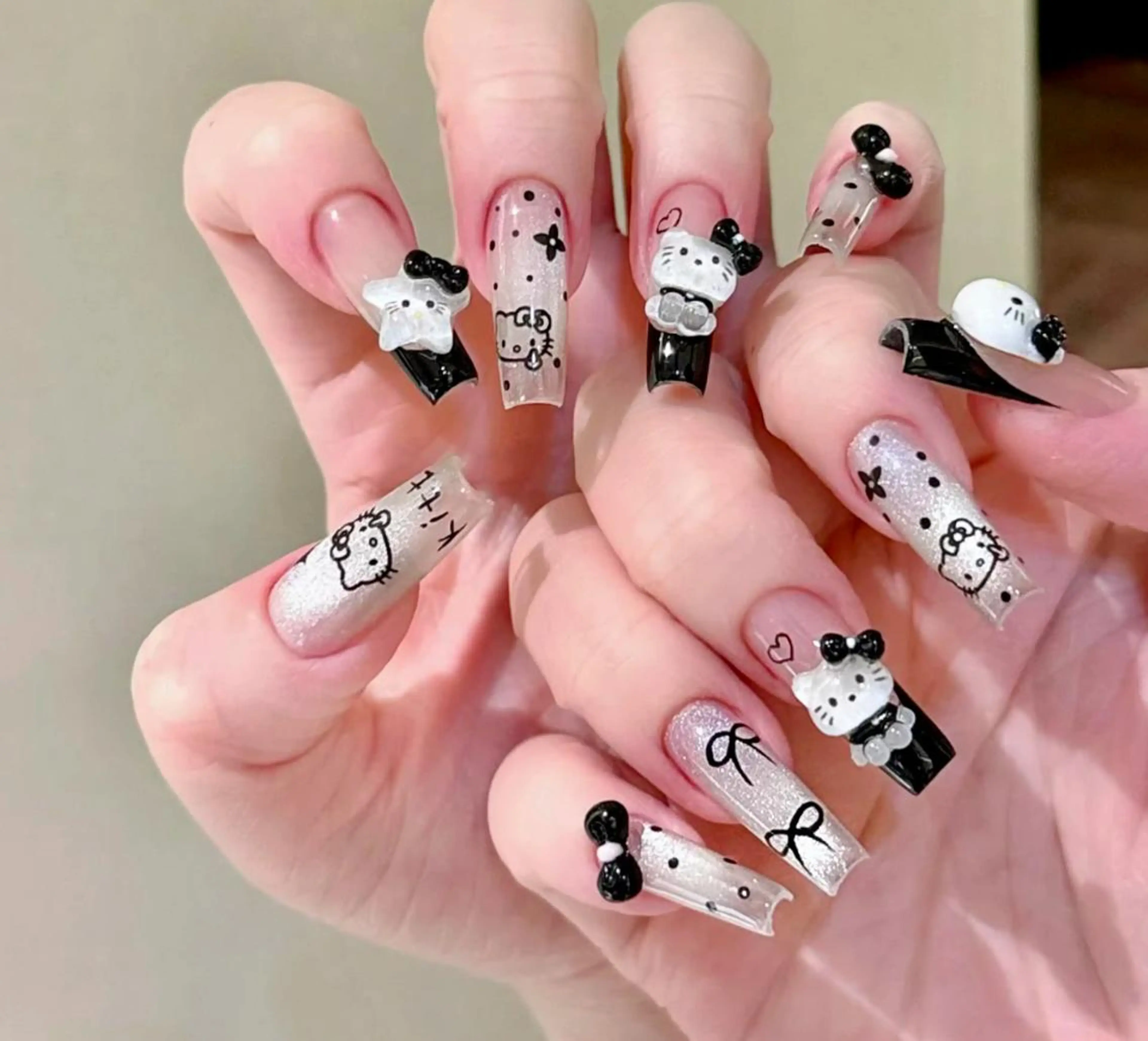 ネイル ハンドネイル 💙羽生 彩光💙のネイルデザイン