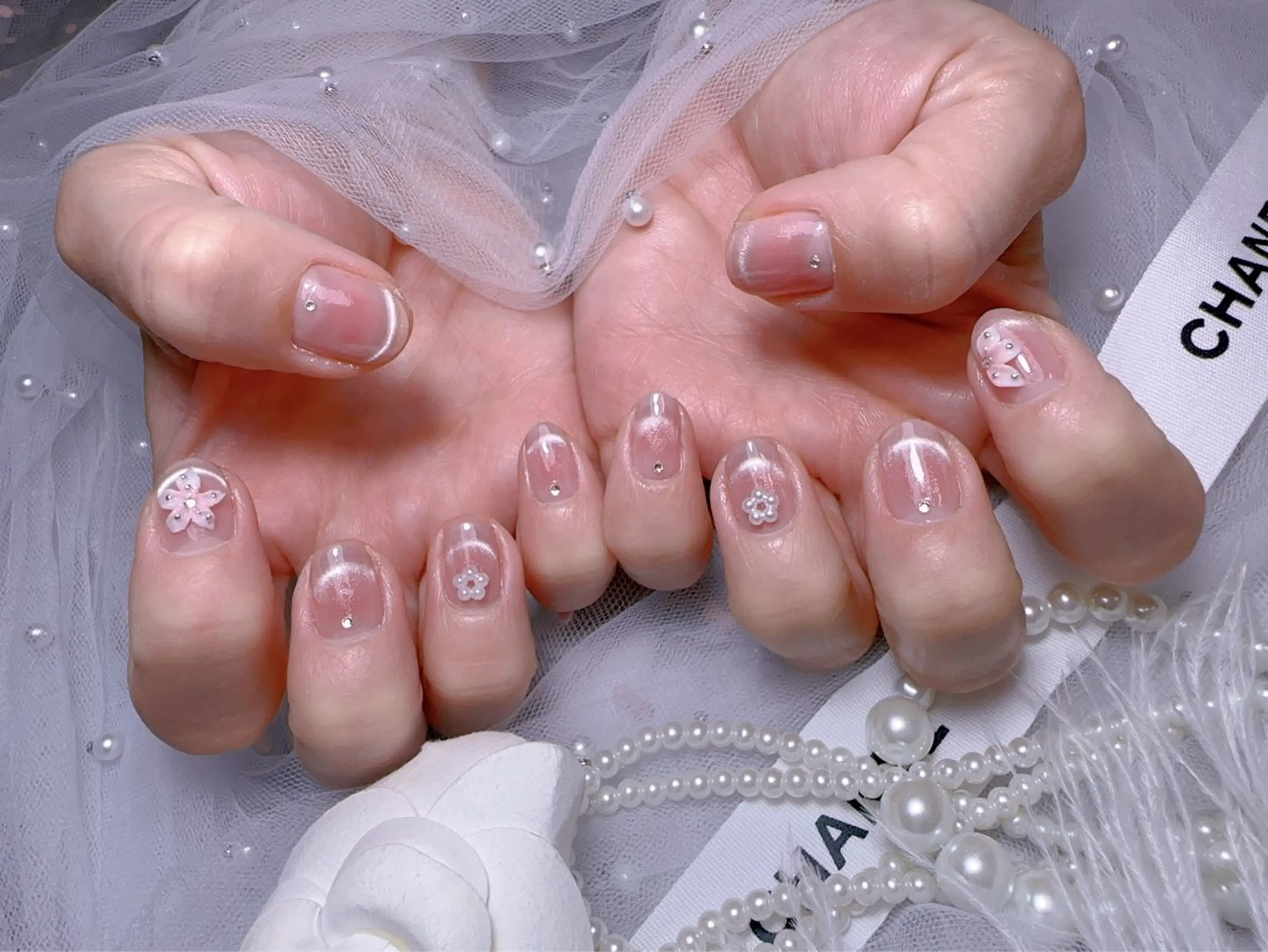 ネイル オーロラネイル フットネイル 韓国ネイル ラメ(グリッター) ラメグラデーション ハンドネイル Belle nail salon 新小岩のネイルデザイン