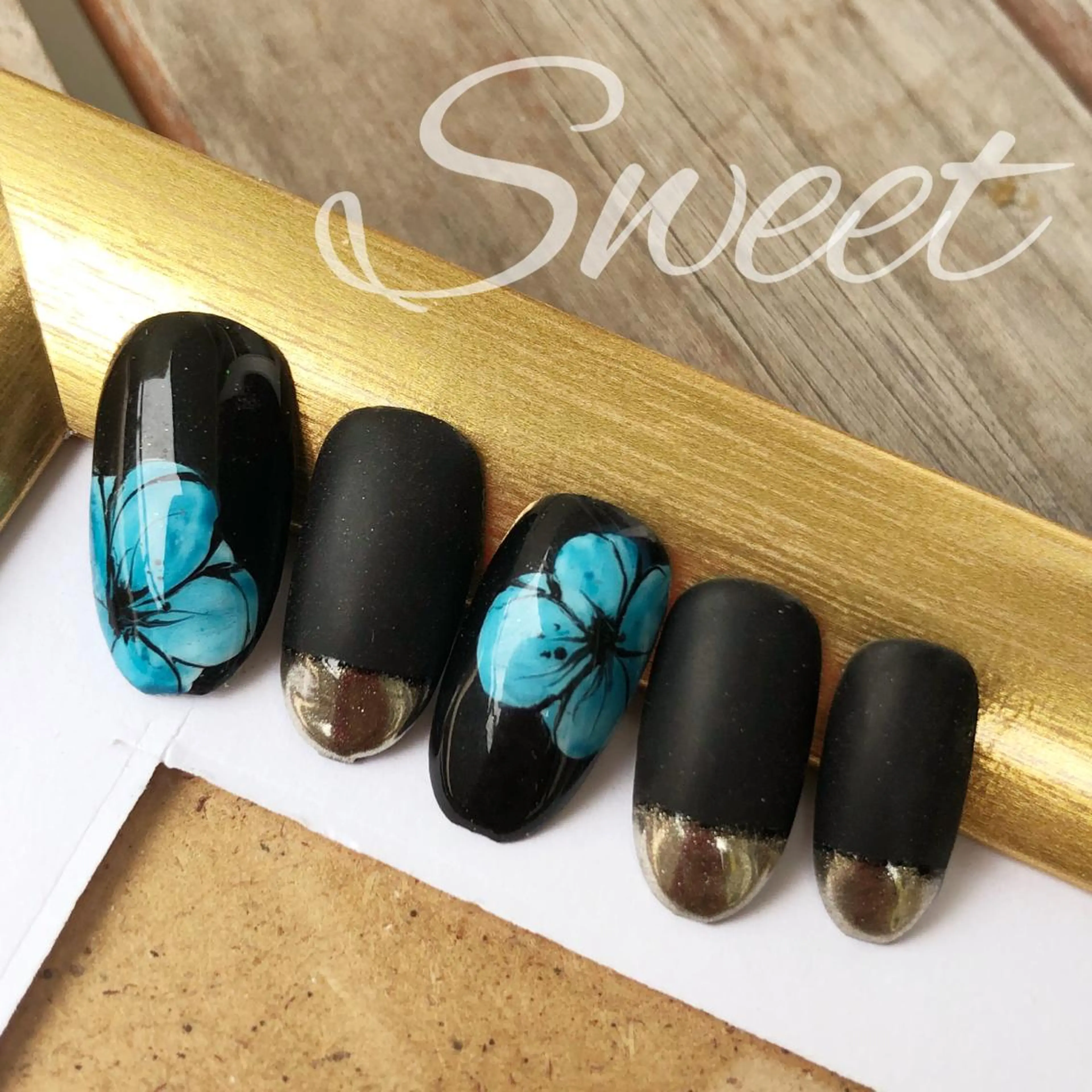 ネイル sweet 仲野陽子のネイルデザイン