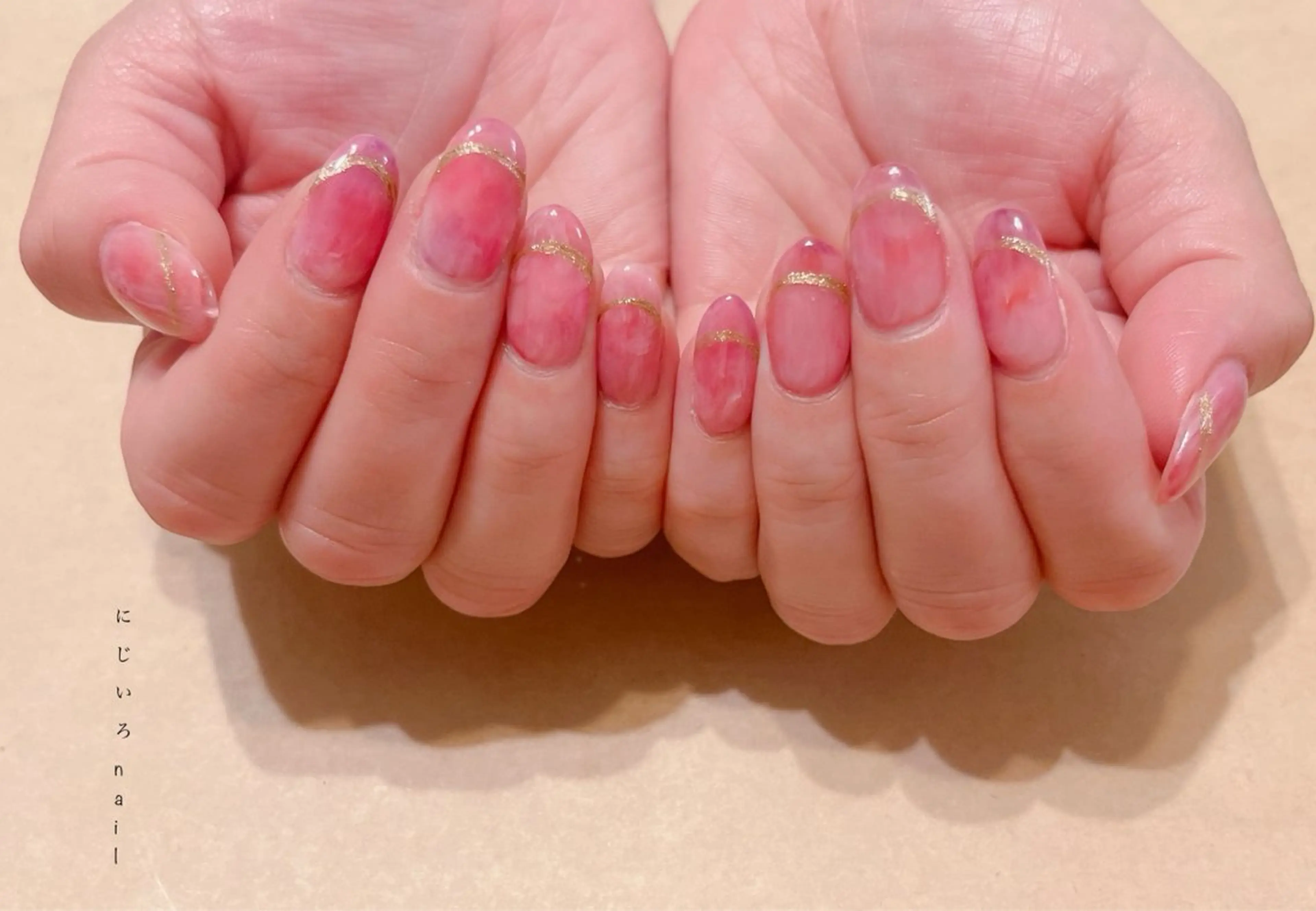 ネイル にじいろ nailのネイルデザイン