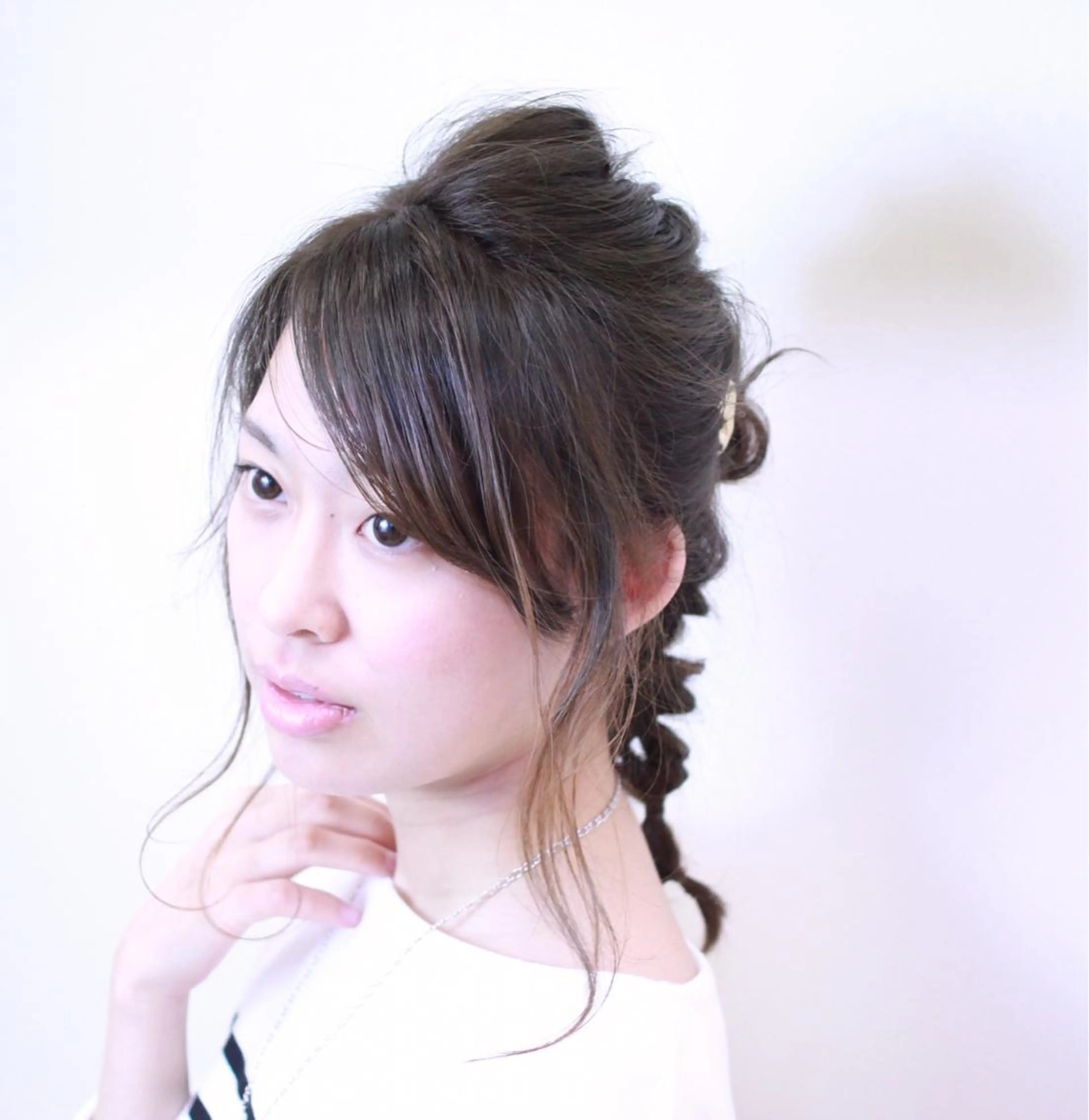 ミディアム 伊藤 裕貴のヘアスタイル