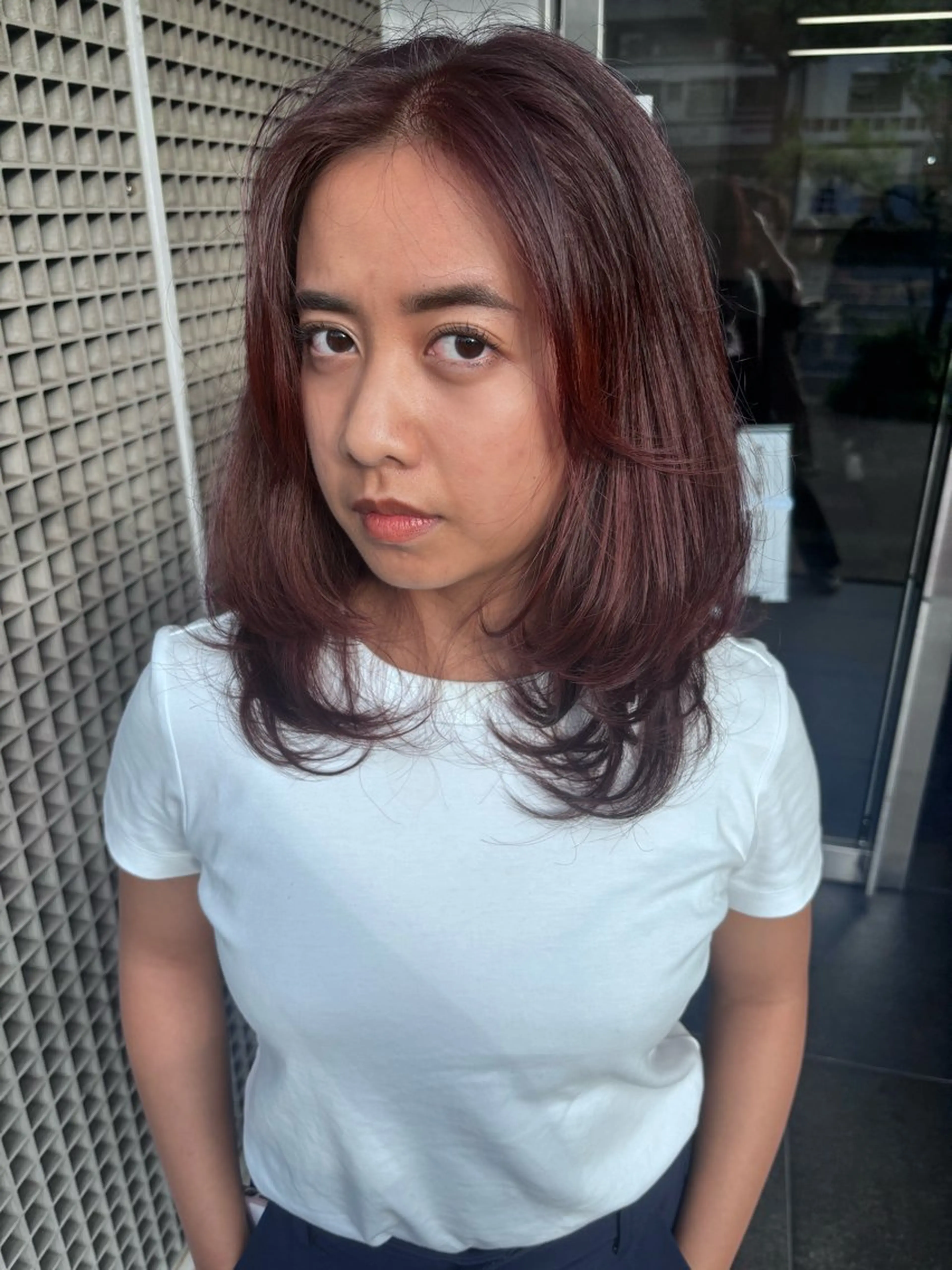 ミディアム カラー ブリーチ ブリーチなしカラー レッドカラー レイヤーカット カット ヘアカラー 穐田 航のヘアスタイル