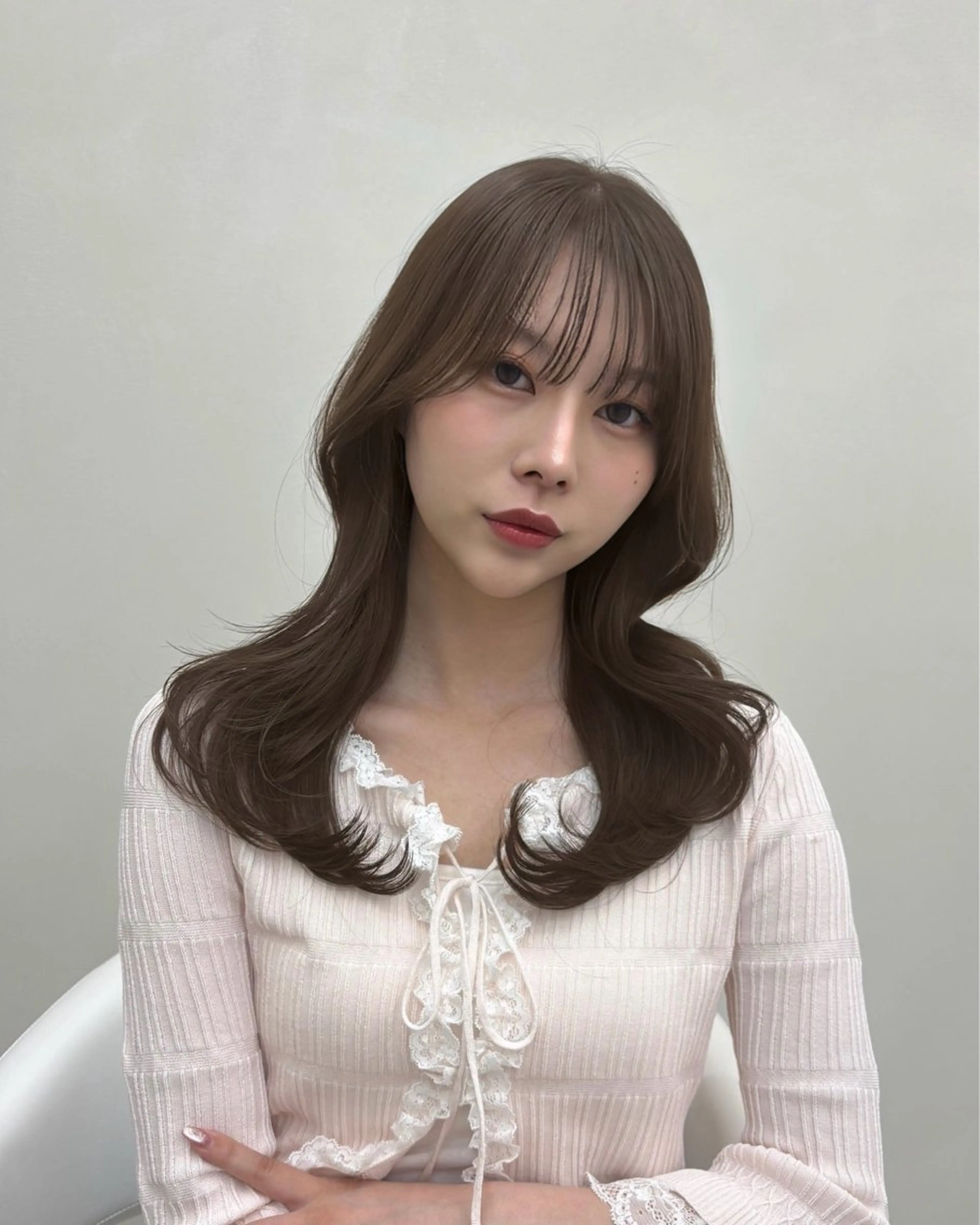 ミディアム カラー ベージュカラー 丸山 心 / 艶カラーのヘアスタイル