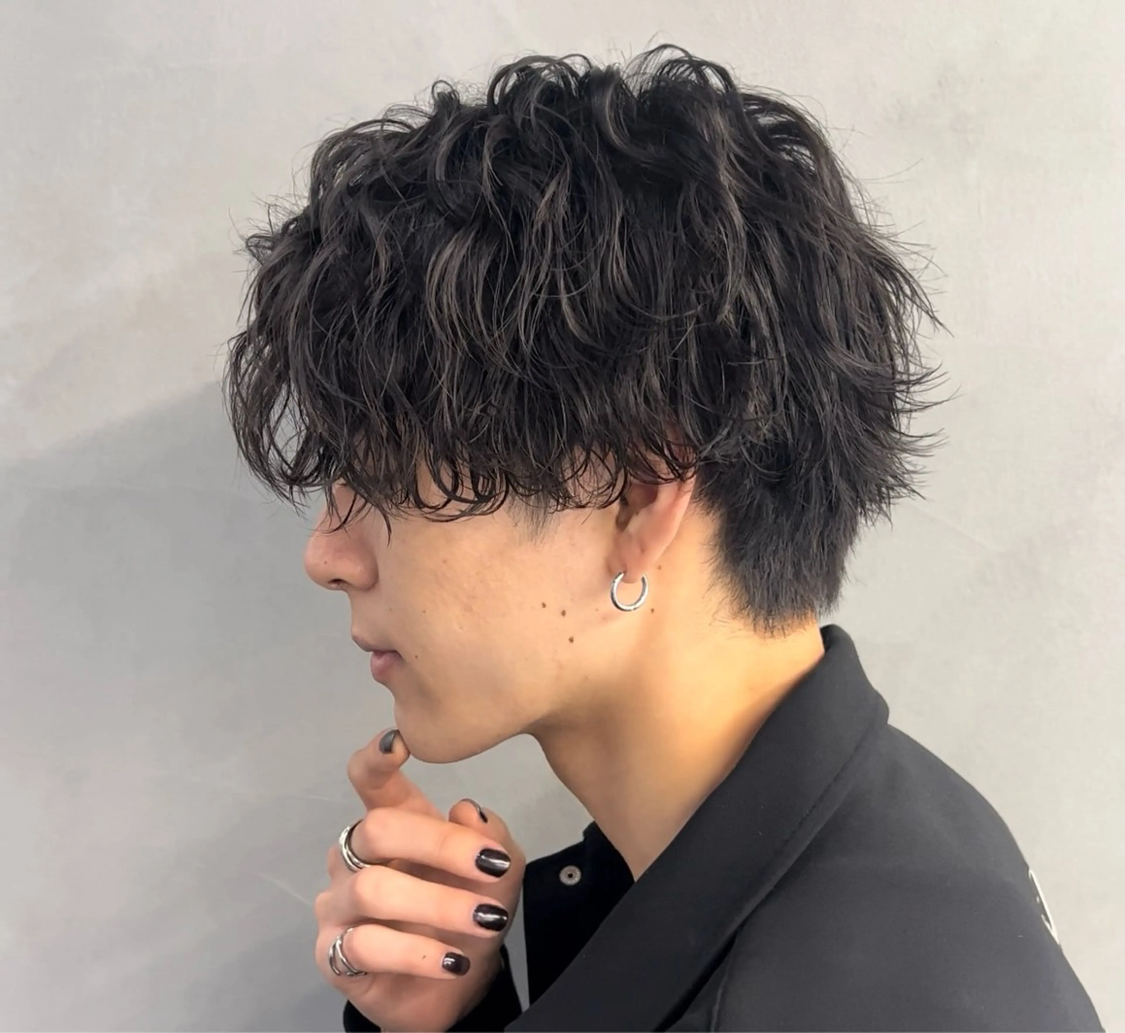 ミディアム カラー パーマ ヘアアレンジ メンズ fifth 石川 凪のヘアスタイル
