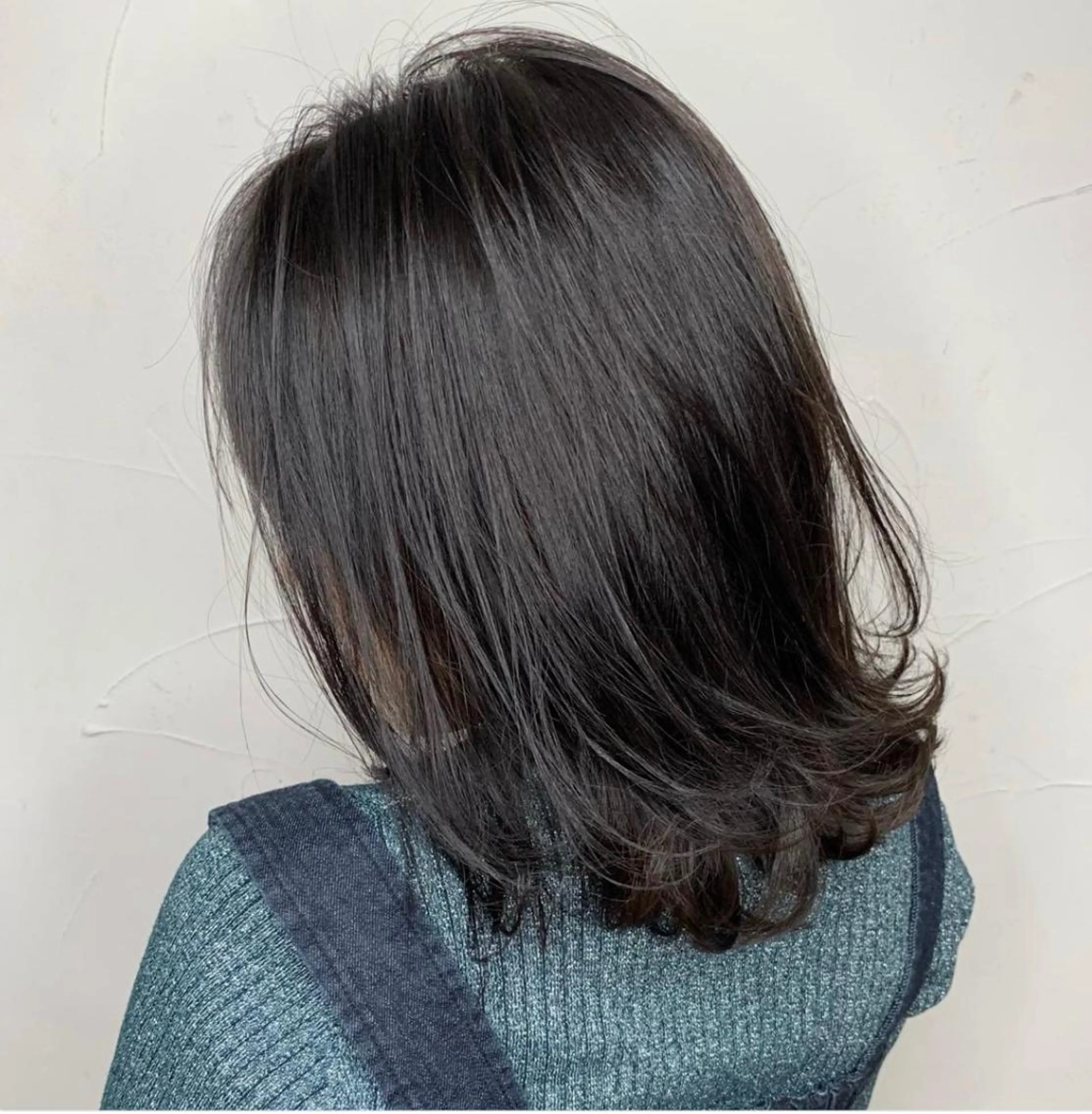 セミロング カラー ヘアアレンジ 🧸韓国/髪質改善 MOE🇰🇷🧸のヘアスタイル