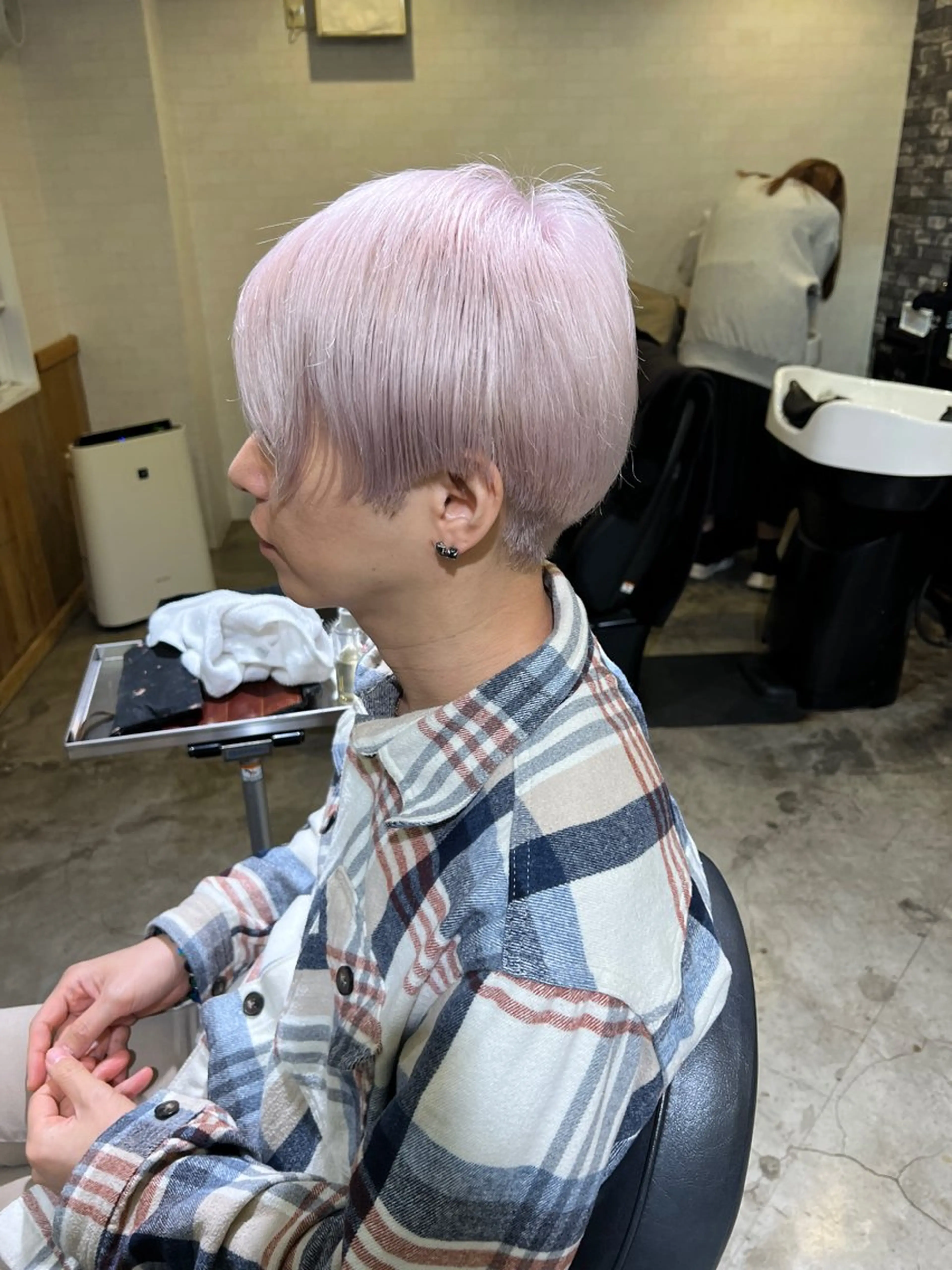 ショート カット ヘアカラー 舘野 太嘉宏のヘアスタイル