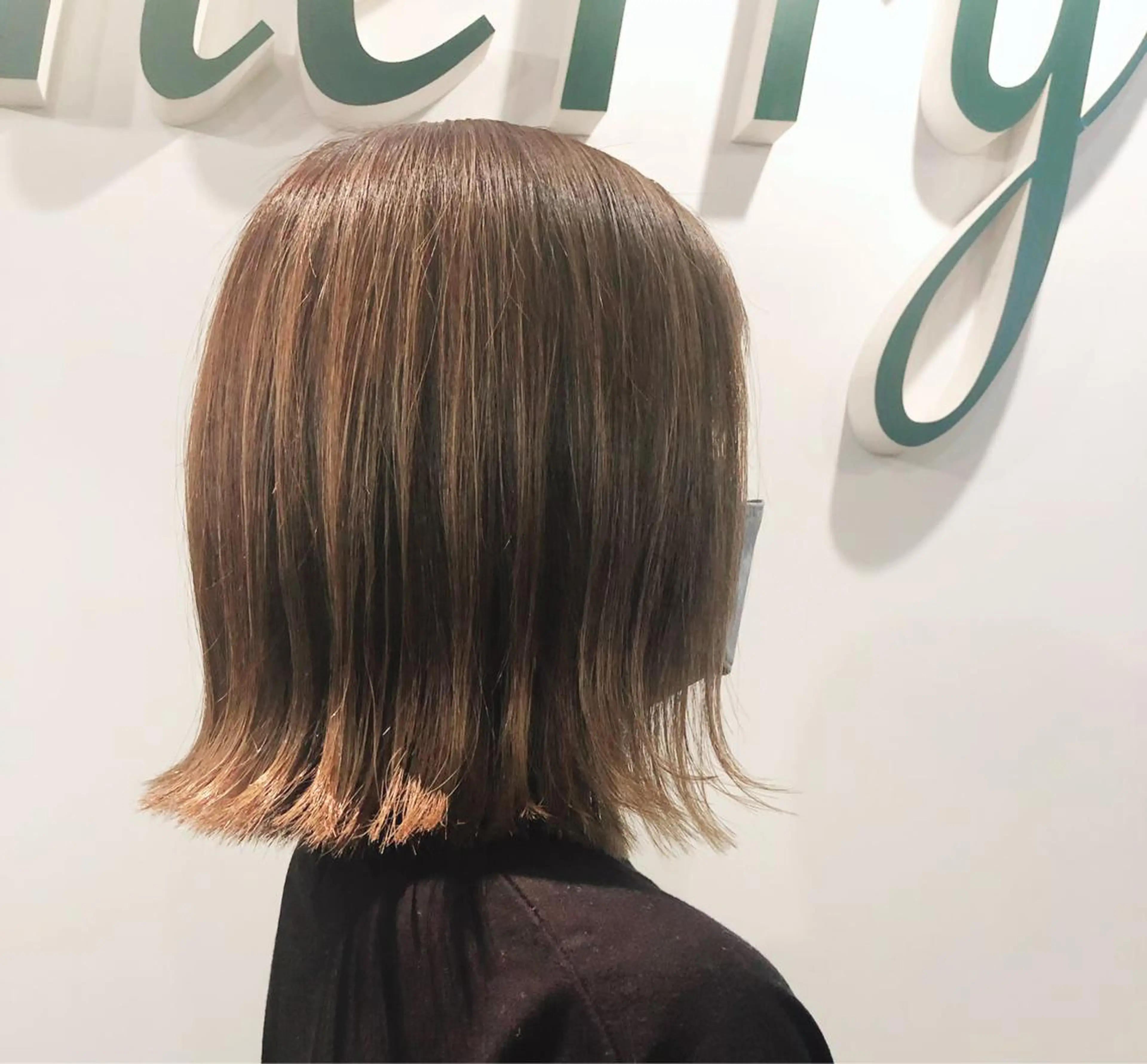 ミディアム KEI （ケイ）のヘアスタイル