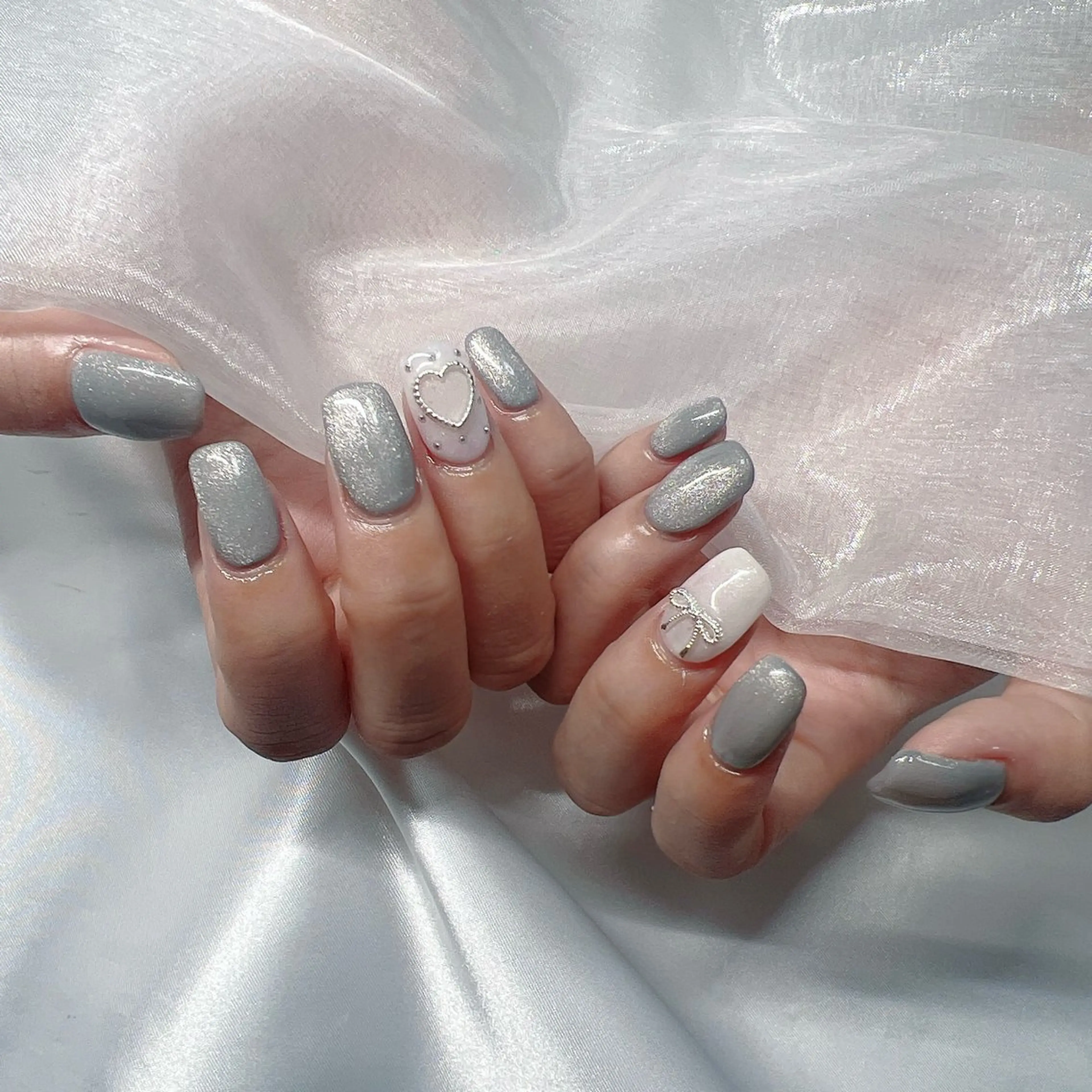 ネイル ジェルネイル 韓国ネイル ラメ(グリッター) マグネットネイル ミラーネイル ハンドネイル nail salon Rewardのネイルデザイン