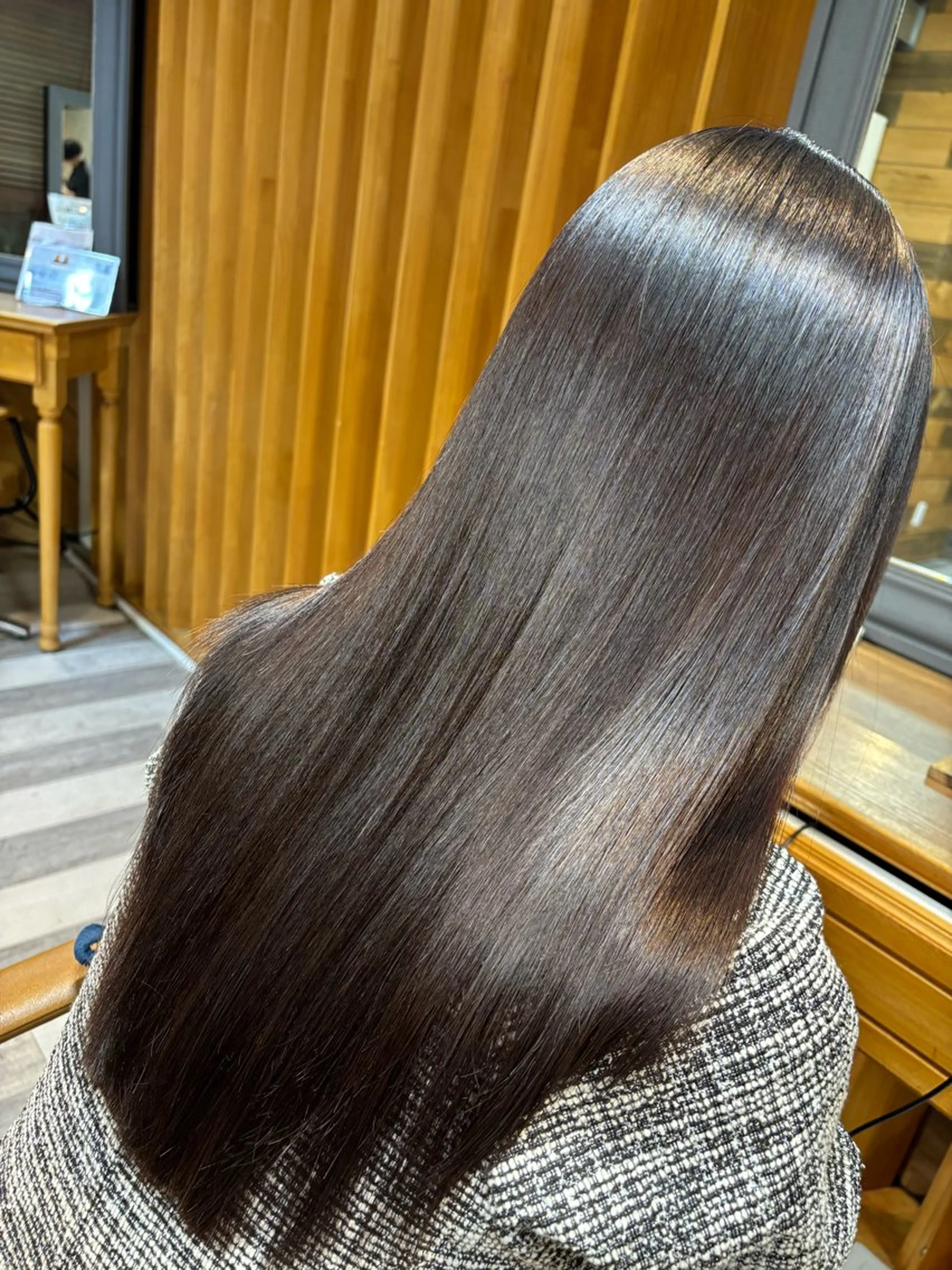 ロング 髪質改善 縮毛矯正 岡本樹一 🍁のヘアスタイル