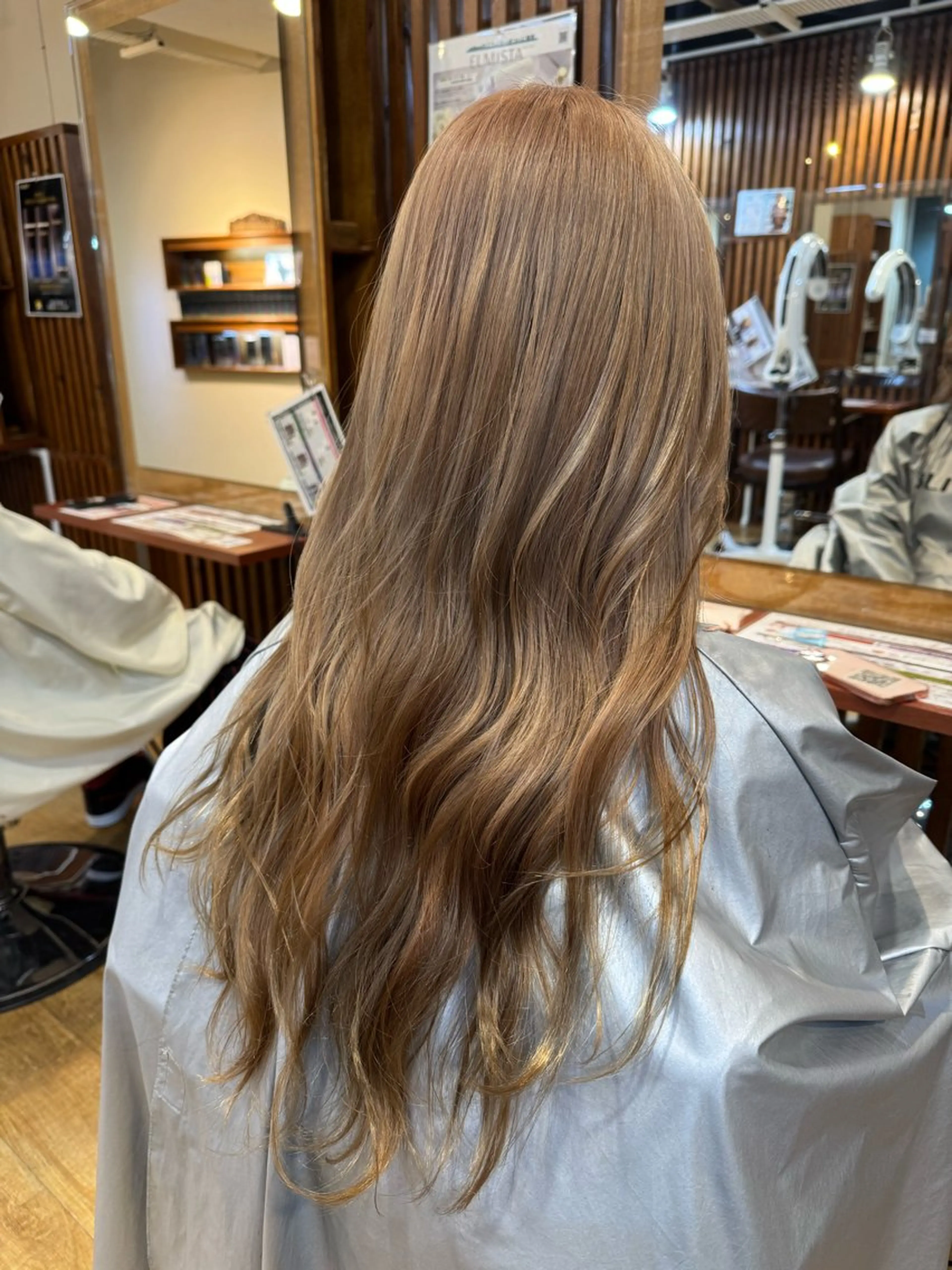 セミロング カラー ヘアカラー ルーツ/ デザイン/ ハイトーン/おこのぎのヘアスタイル