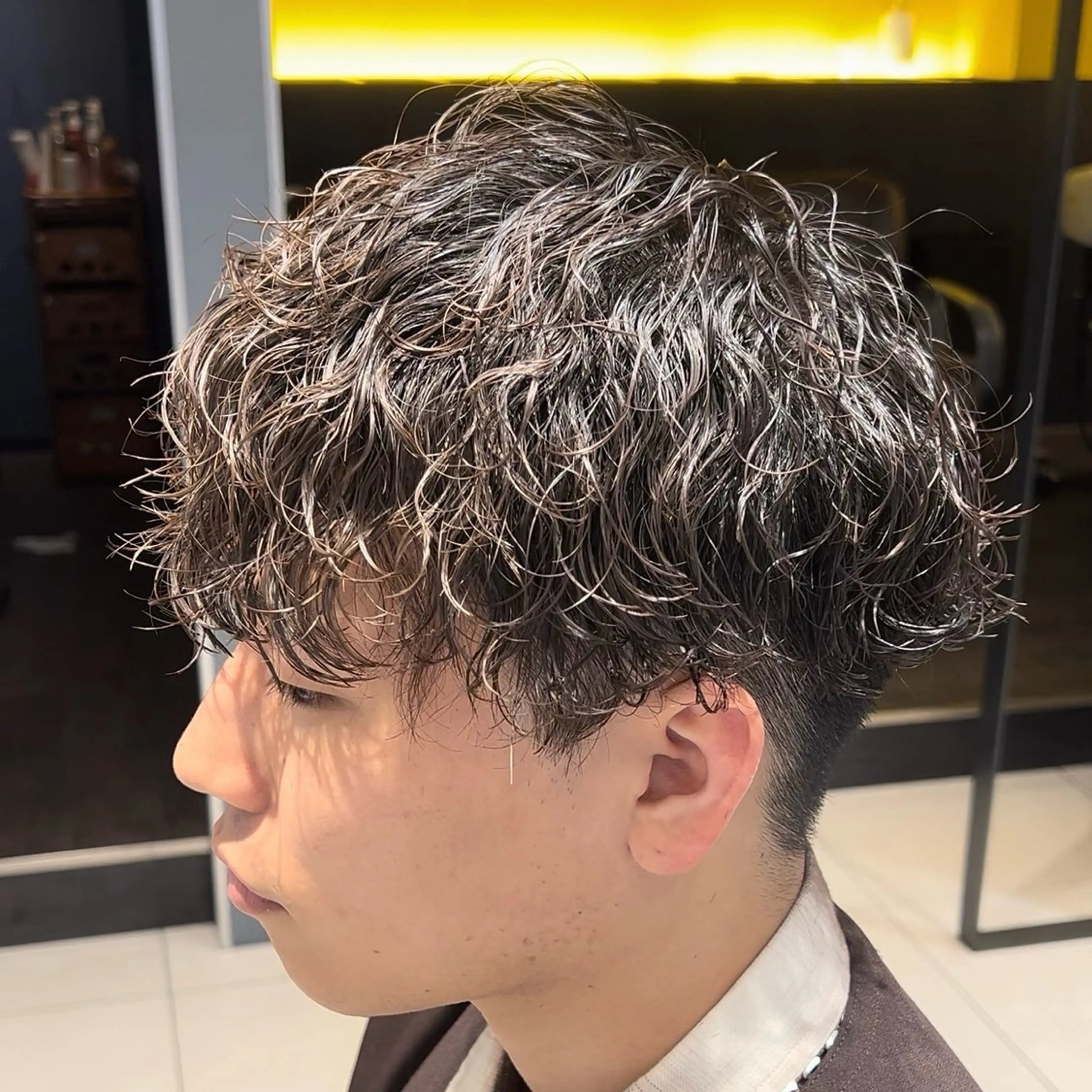 パーマ メンズ メンズパーマ 波巻きパーマ カット パーマ メンズパーマは私一択 佐藤有紀のヘアスタイル