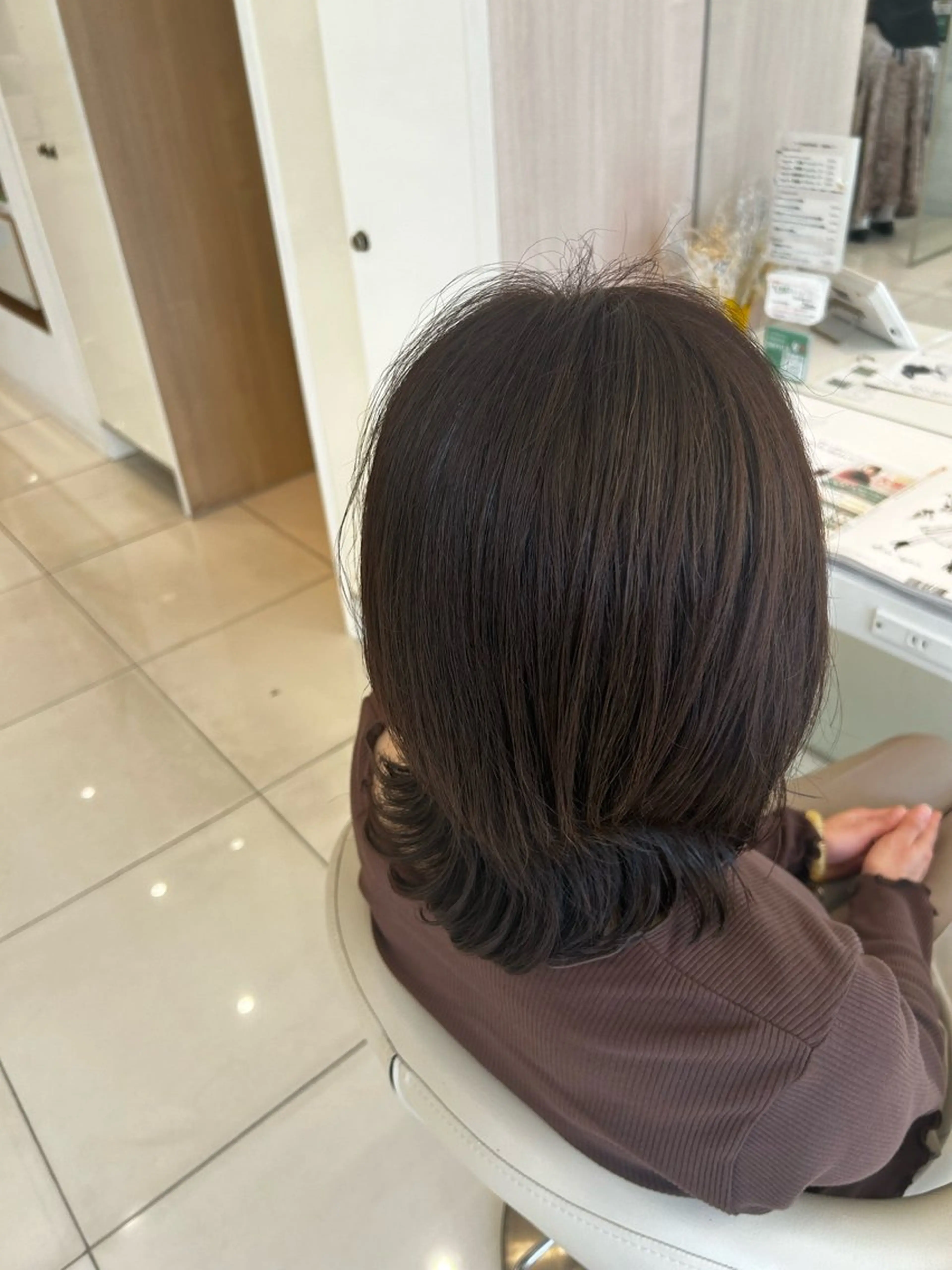 ミディアム カラー 縮毛矯正&髪質改善 西野のヘアスタイル