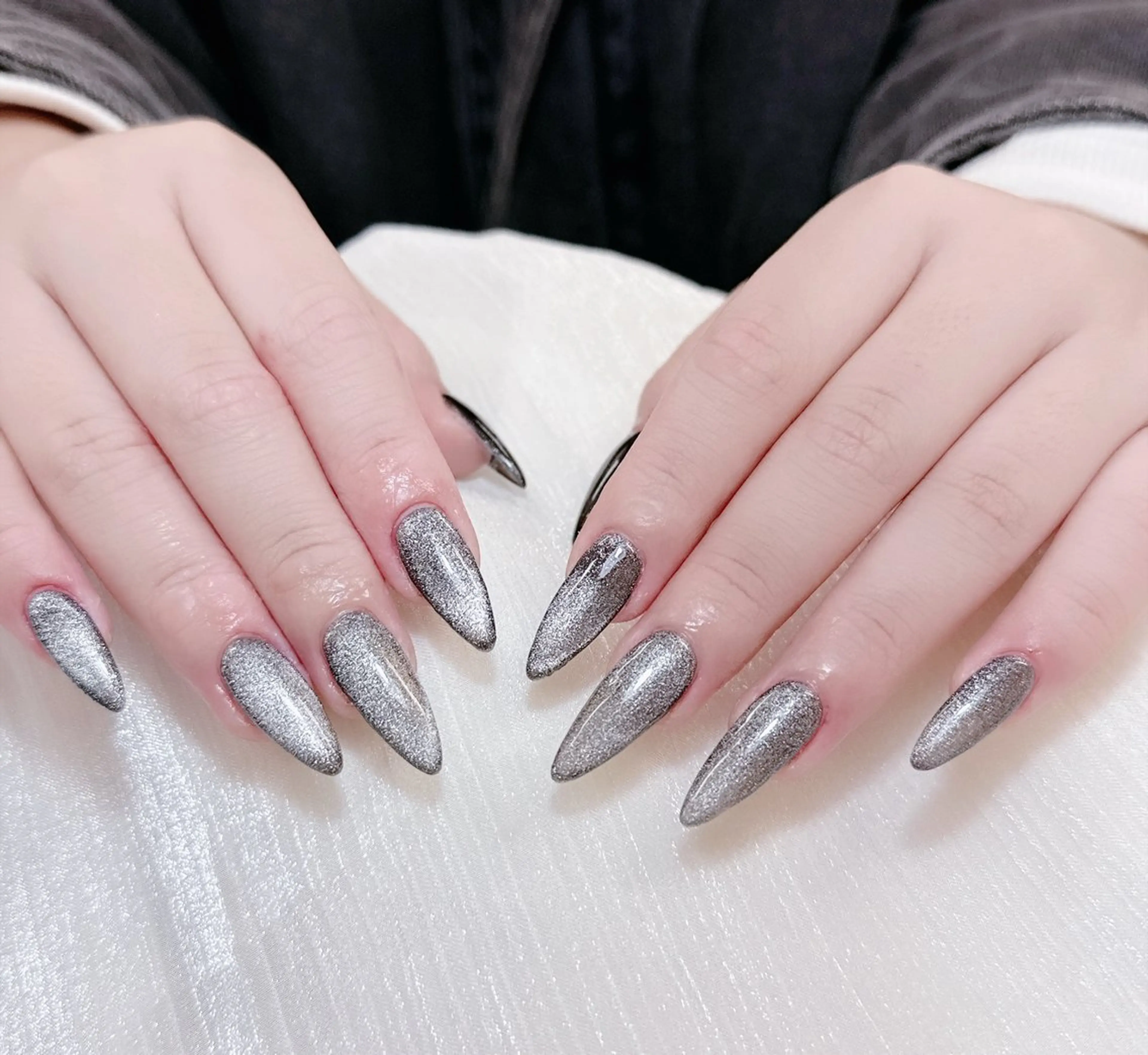 ネイル チークネイル フレンチネイル グラデーション 氷ネイル・うるうるネイル キラキラネイル 陳 rinaのネイルデザイン