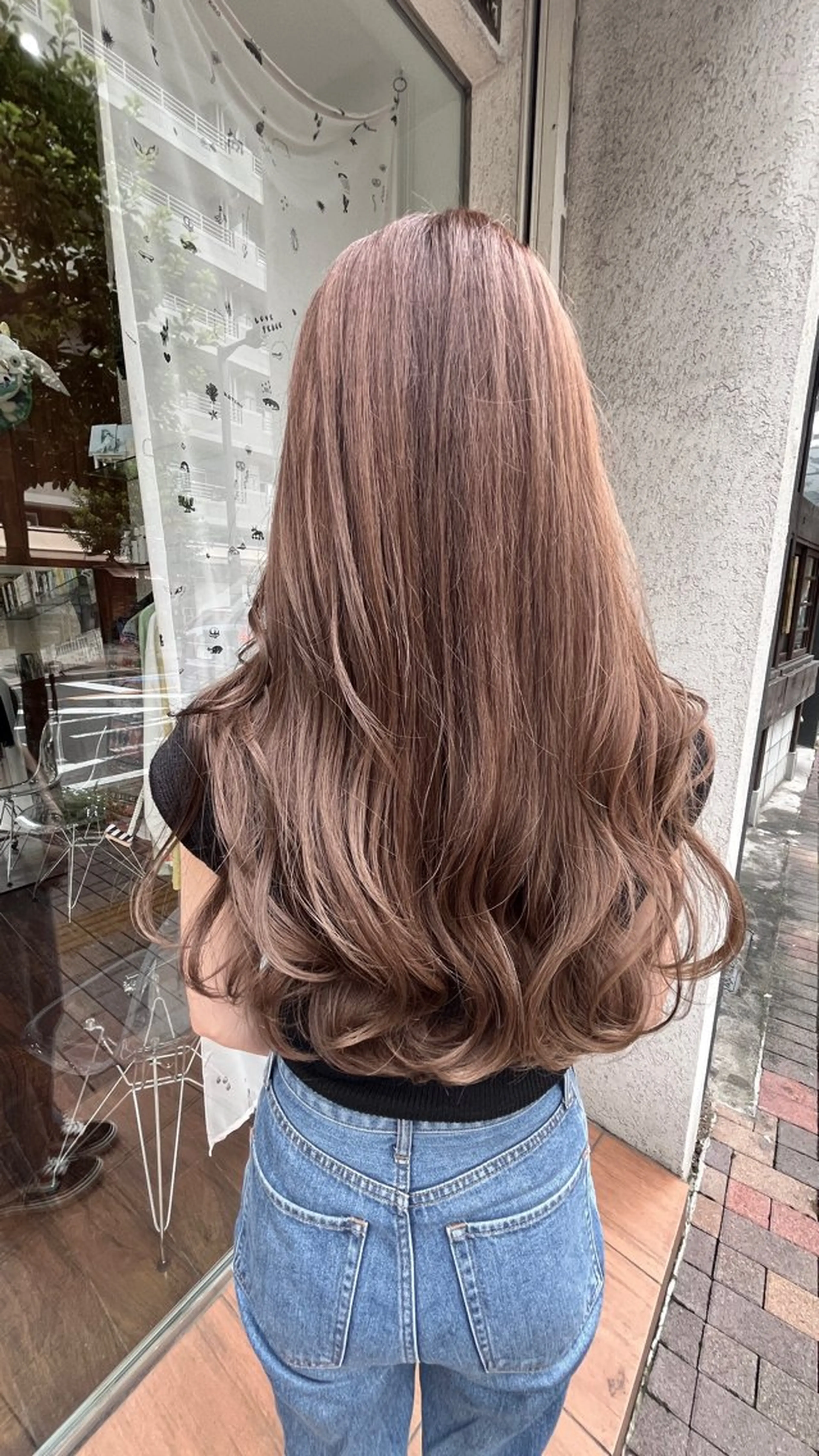 ロング カラー ベージュカラー ブリーチ ブリーチなしカラー CoCooN minamiのヘアスタイル