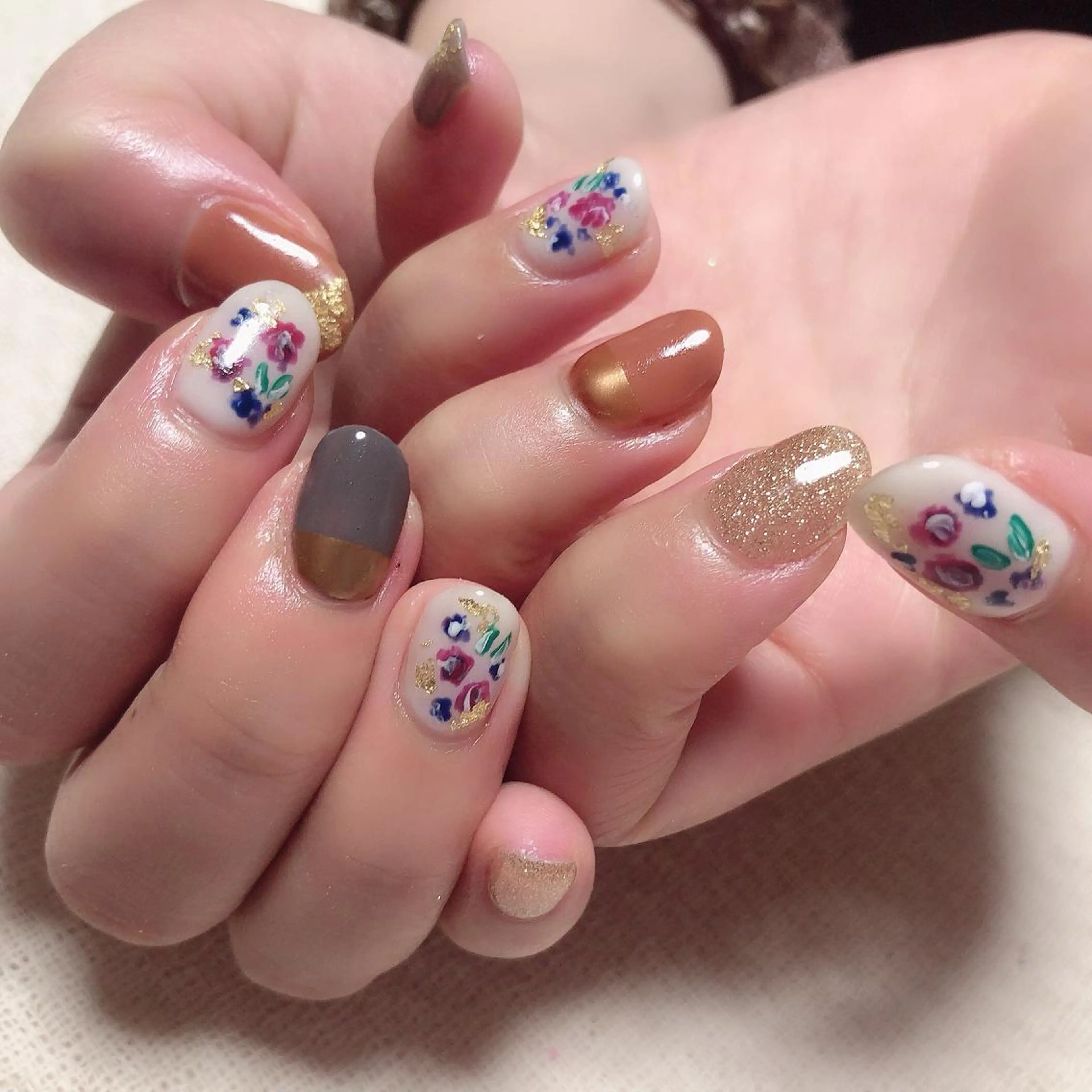 ネイル ハンドネイル ⭐️ cheerfullyのネイルデザイン